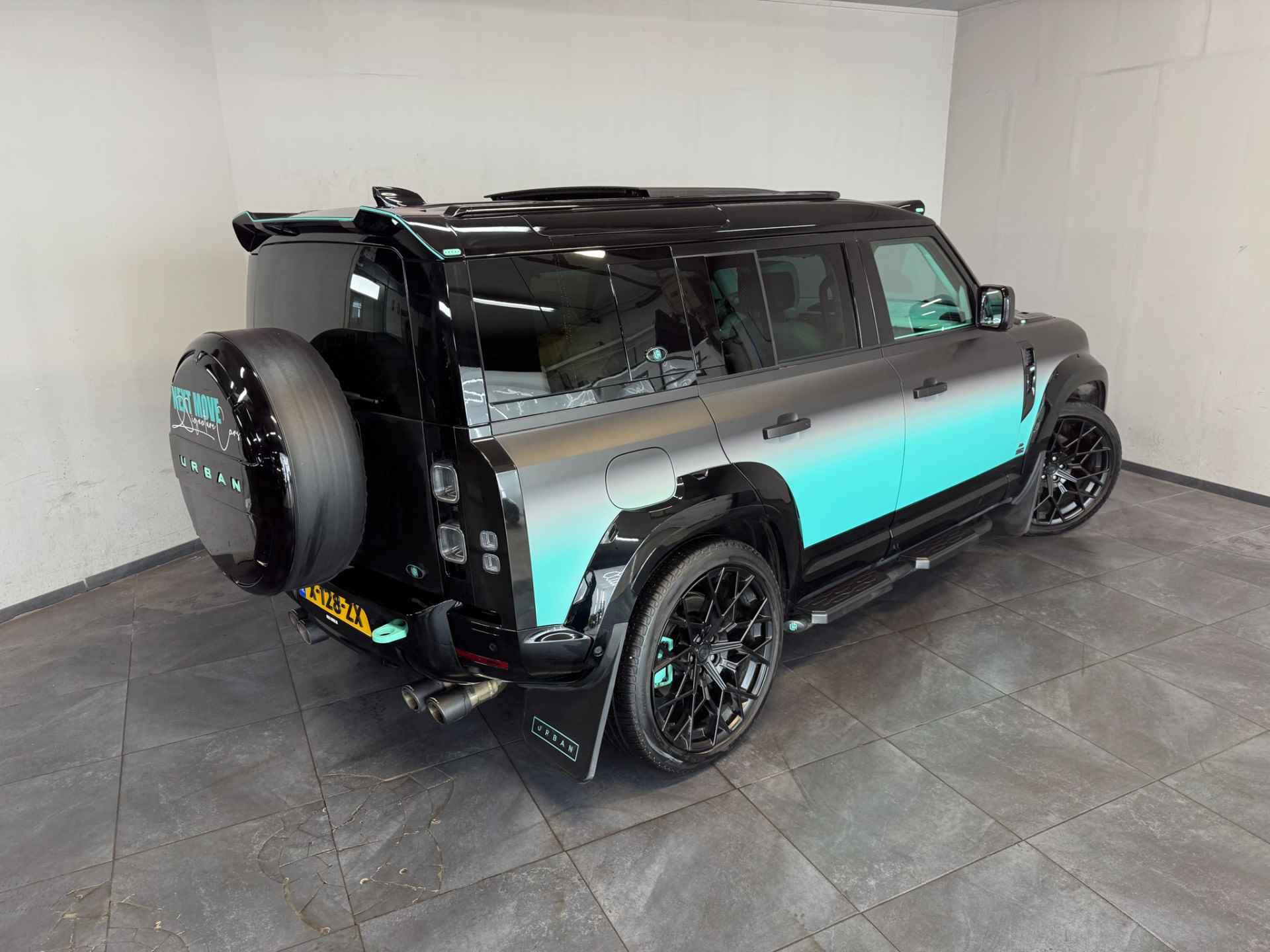 Land Rover Defender 2.0 P400e 110 X✅Customized Signature Car✅UNIEK✅Custom Interieur✅Stoelventilatie✅URBAN✅Meridian✅Panoramadak✅ - 78/88