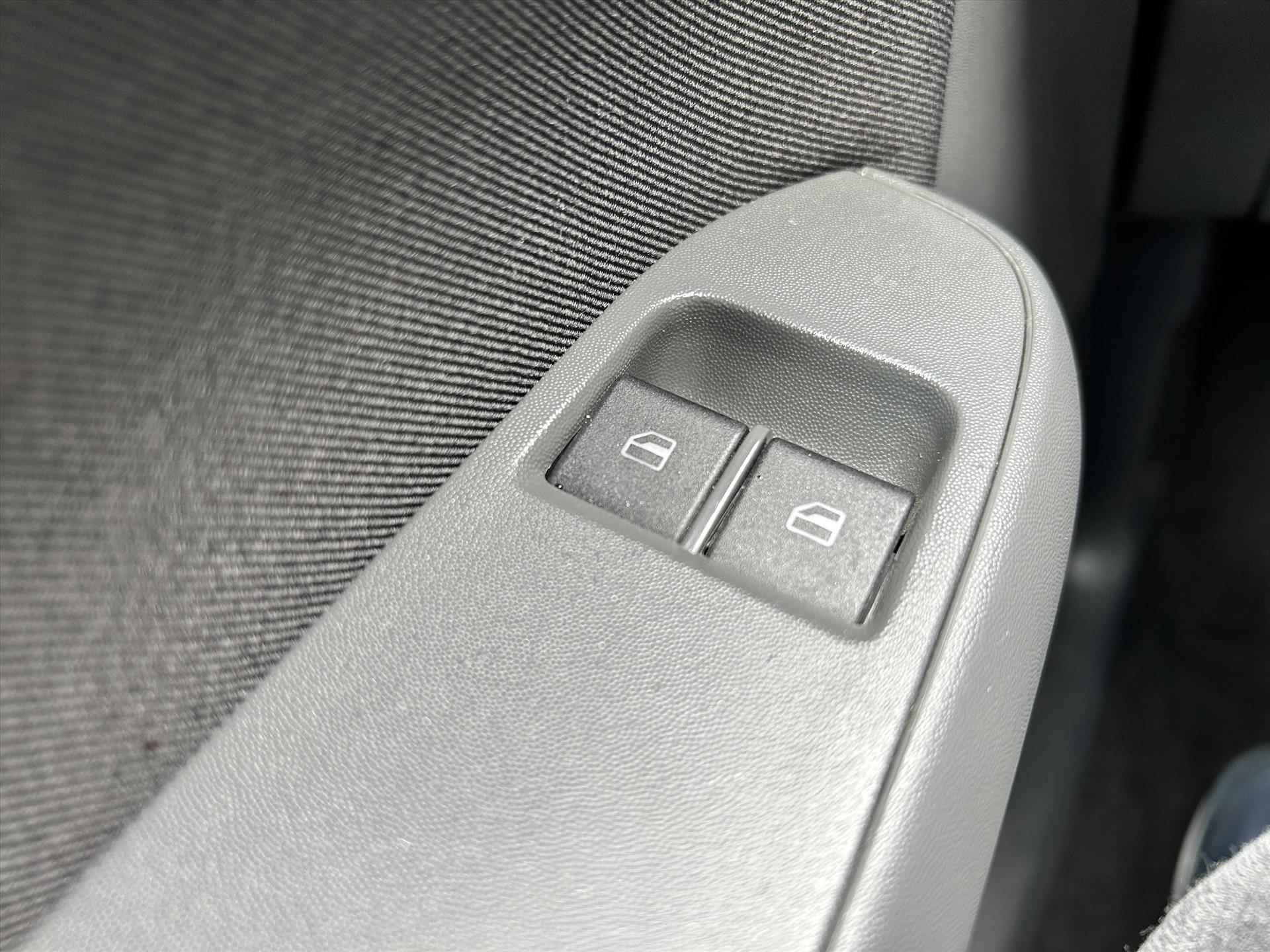 SEAT Ibiza 1.4 16V 85pk 5-drs Edition - 17/23