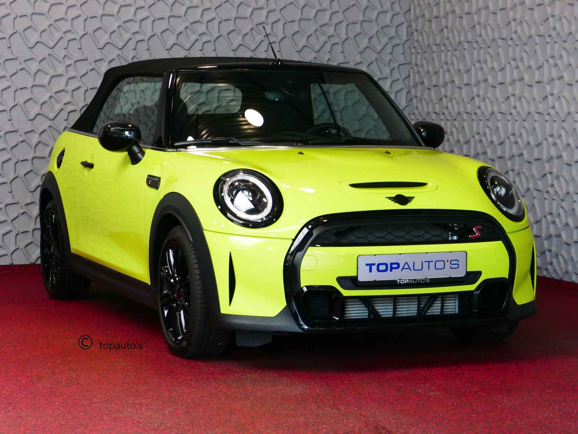 MINI Cabrio 2.0 Cooper S 180PK ESSENTIAL BLACK PACK LEER CARPLAY LED STOELVERW. 09/2023 - 1/88