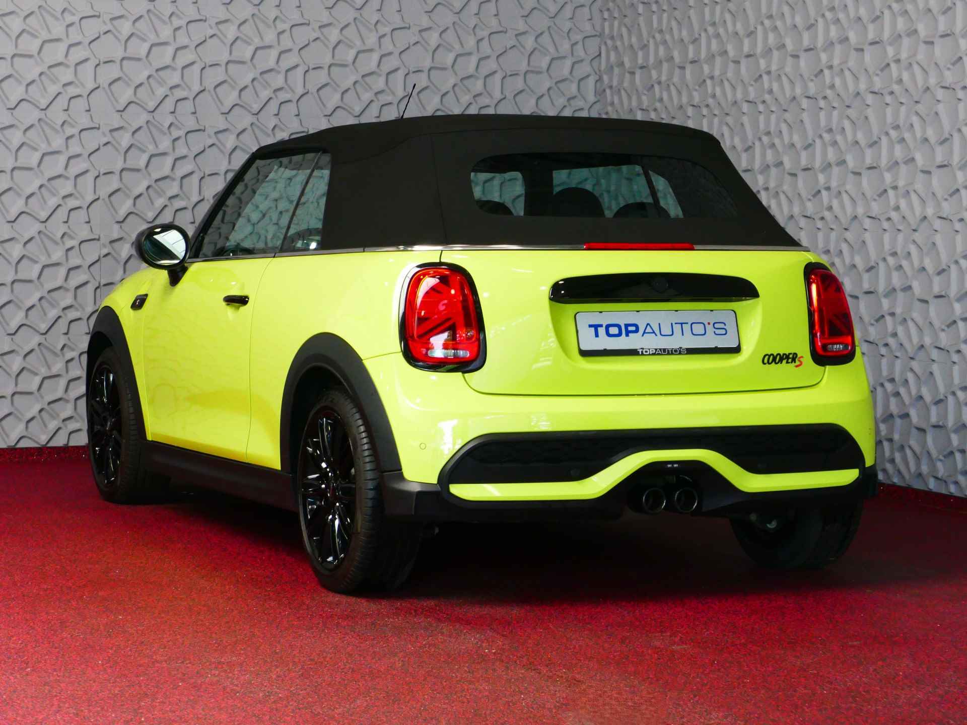 MINI Cabrio 2.0 Cooper S 180PK ESSENTIAL BLACK PACK LEER CARPLAY LED STOELVERW. 09/2023 - 2/88