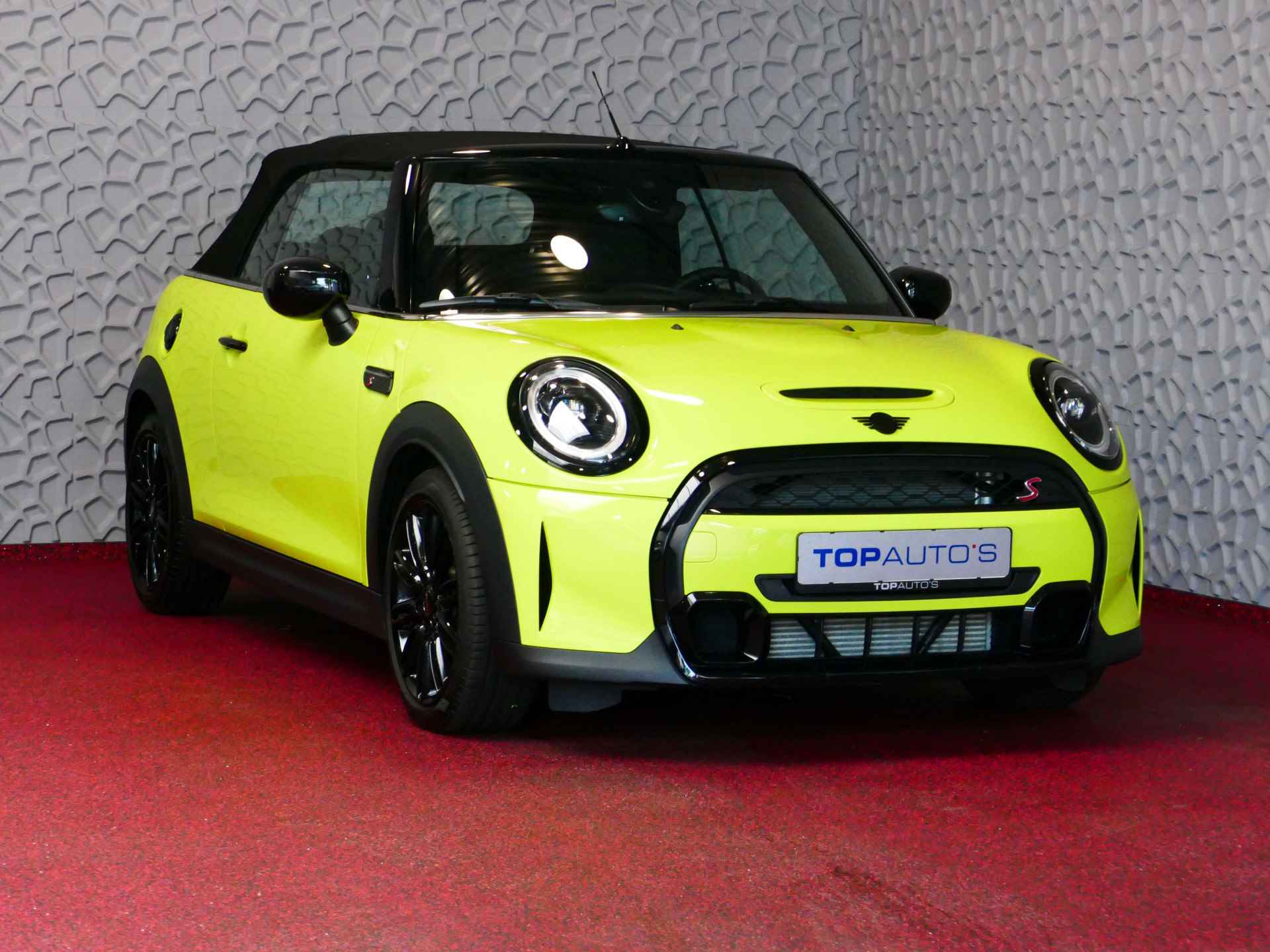 MINI Cabrio 2.0 Cooper S 180PK ESSENTIAL BLACK PACK LEER CARPLAY LED STOELVERW. 09/2023 - 68/88