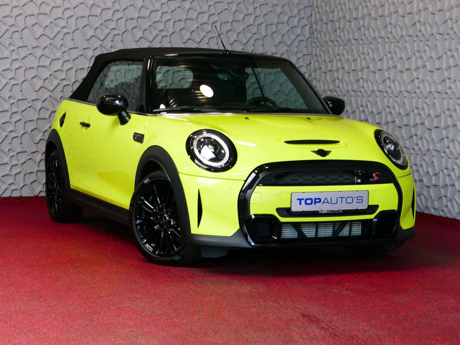 MINI Cabrio 2.0 Cooper S 180PK ESSENTIAL BLACK PACK LEER CARPLAY LED STOELVERW. 09/2023 - 69/88