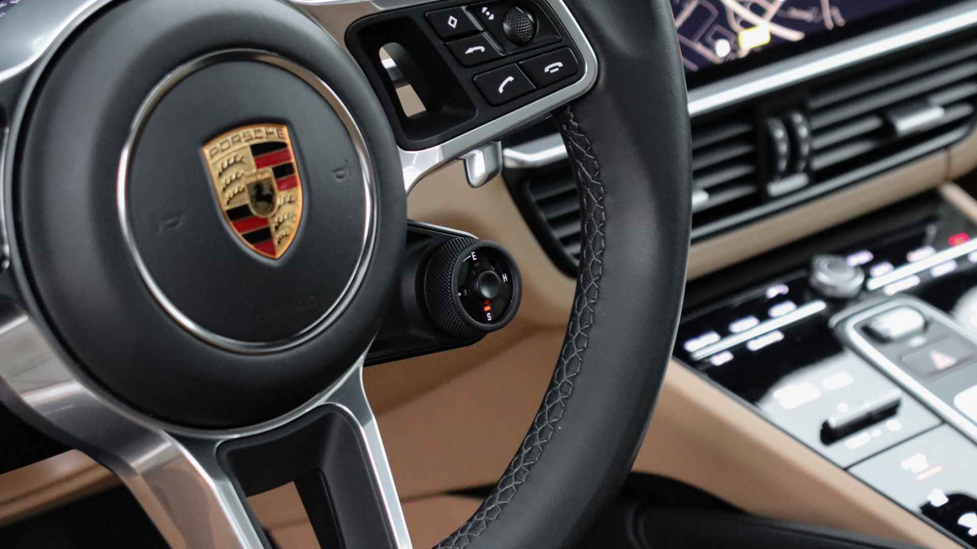 Porsche Cayenne 3.0 E-Hybrid Platinum Edition SportDesign | Head-up | Surround View | Panoramadak | BOSE Sound | Trekhaak - 7/36