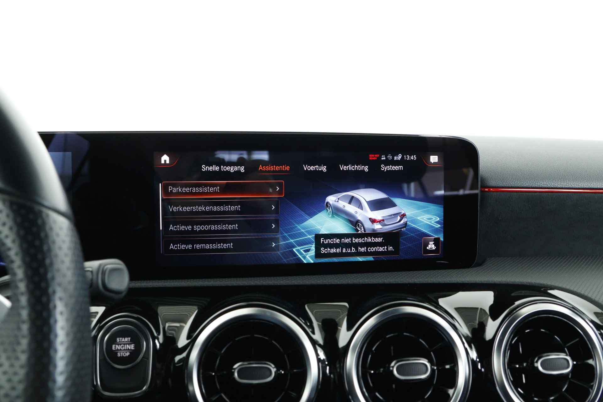 Mercedes-Benz A-Klasse 250 e AMG Line / Navi / Carplay / DAB / LED - 26/41