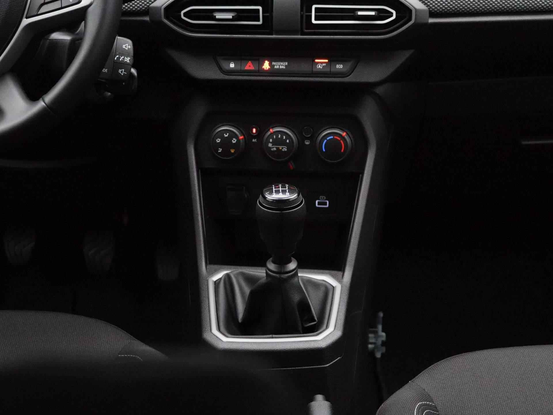 Dacia Sandero 1.0 TCe Expression 90pk | Navigatie | Airco | Parkeersensoren achter | LED Koplampen - 10/34