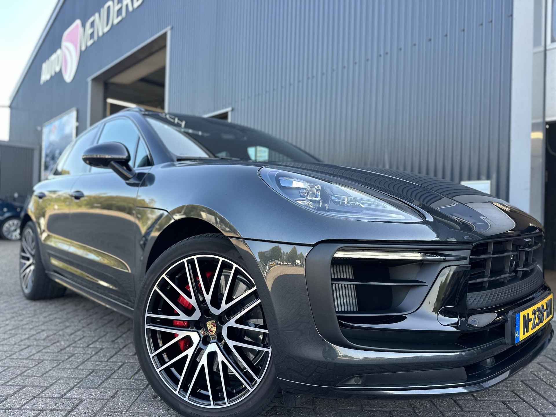 Porsche Macan 2.9 GTS 441pk | 1e Eigenaar | Luchtvering | Pano | Carbon | Trekhaak - 22/60