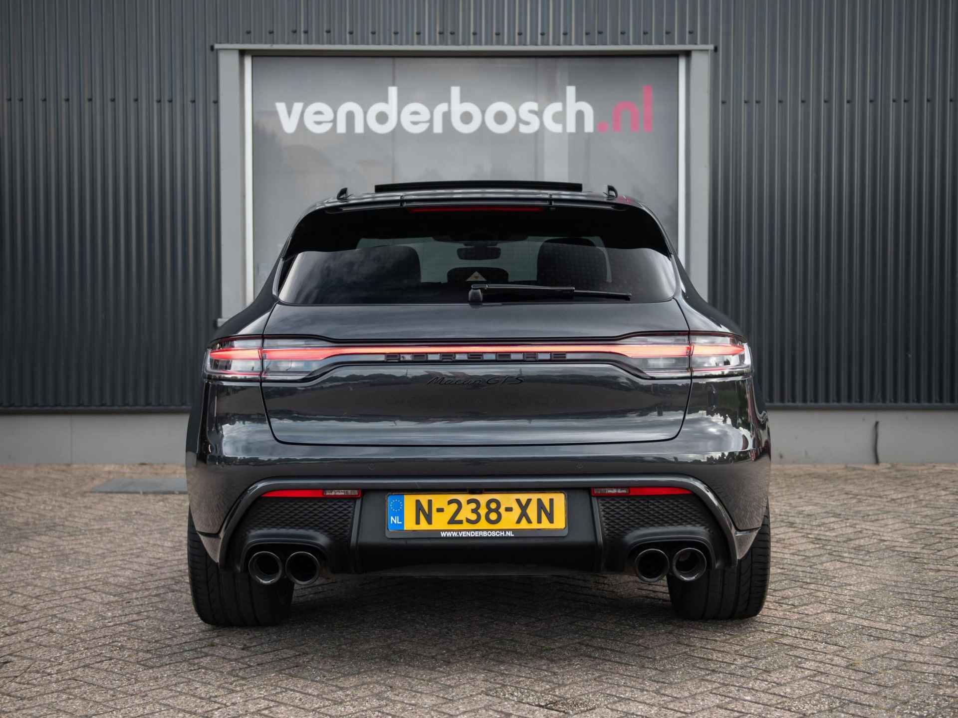 Porsche Macan 2.9 GTS 441pk | 1e Eigenaar | Luchtvering | Pano | Carbon | Trekhaak - 30/60