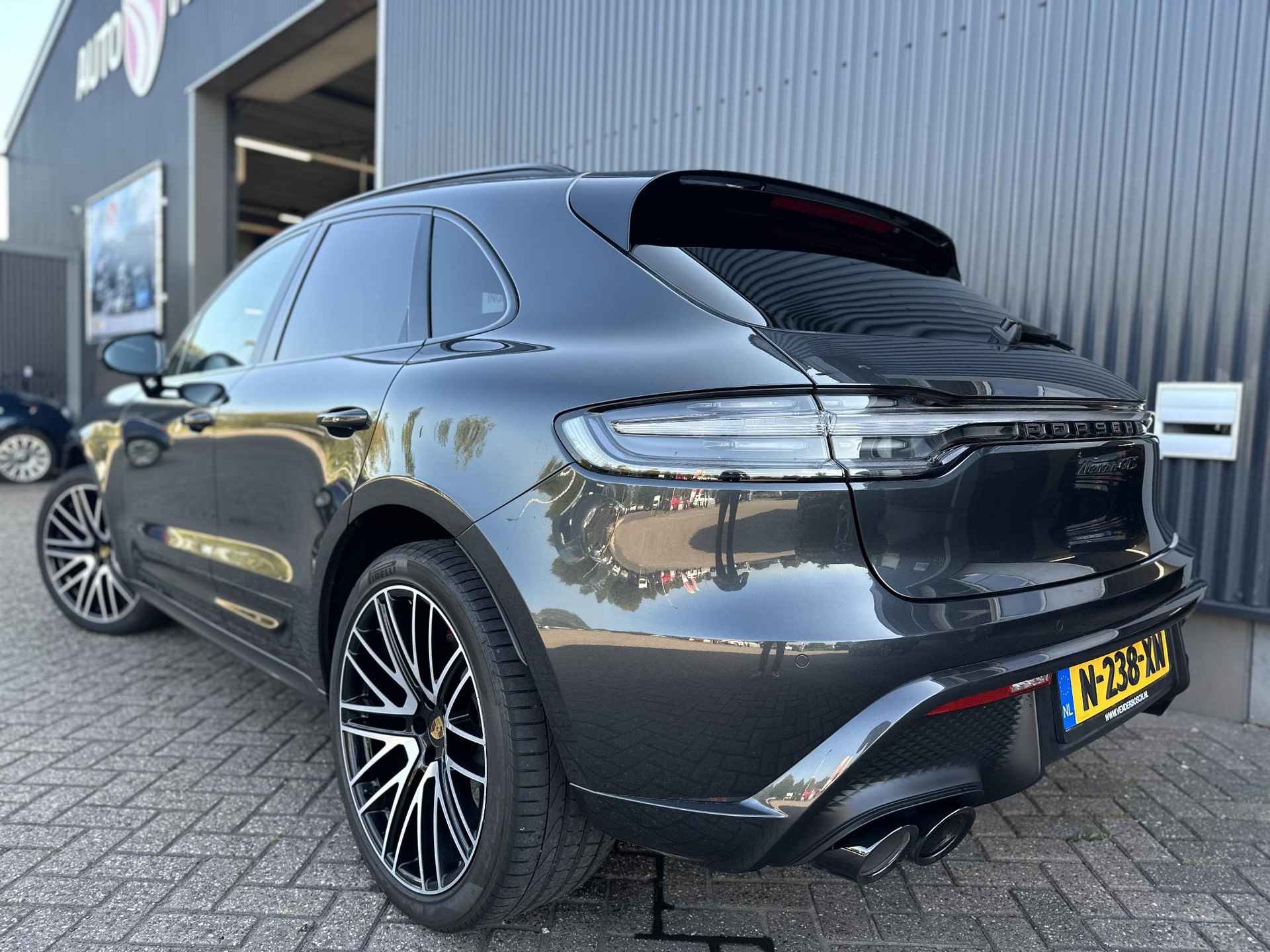 Porsche Macan 2.9 GTS 441pk | 1e Eigenaar | Luchtvering | Pano | Carbon | Trekhaak - 43/60