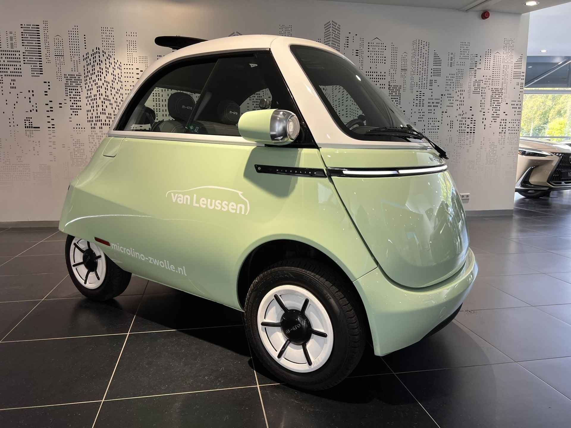 Microlino Competizione 10.5 kWh Competizione 100% ELEKTRISCH UNIEK EYECATCHER ZONNEDAK 177KM WLTP - 8/23