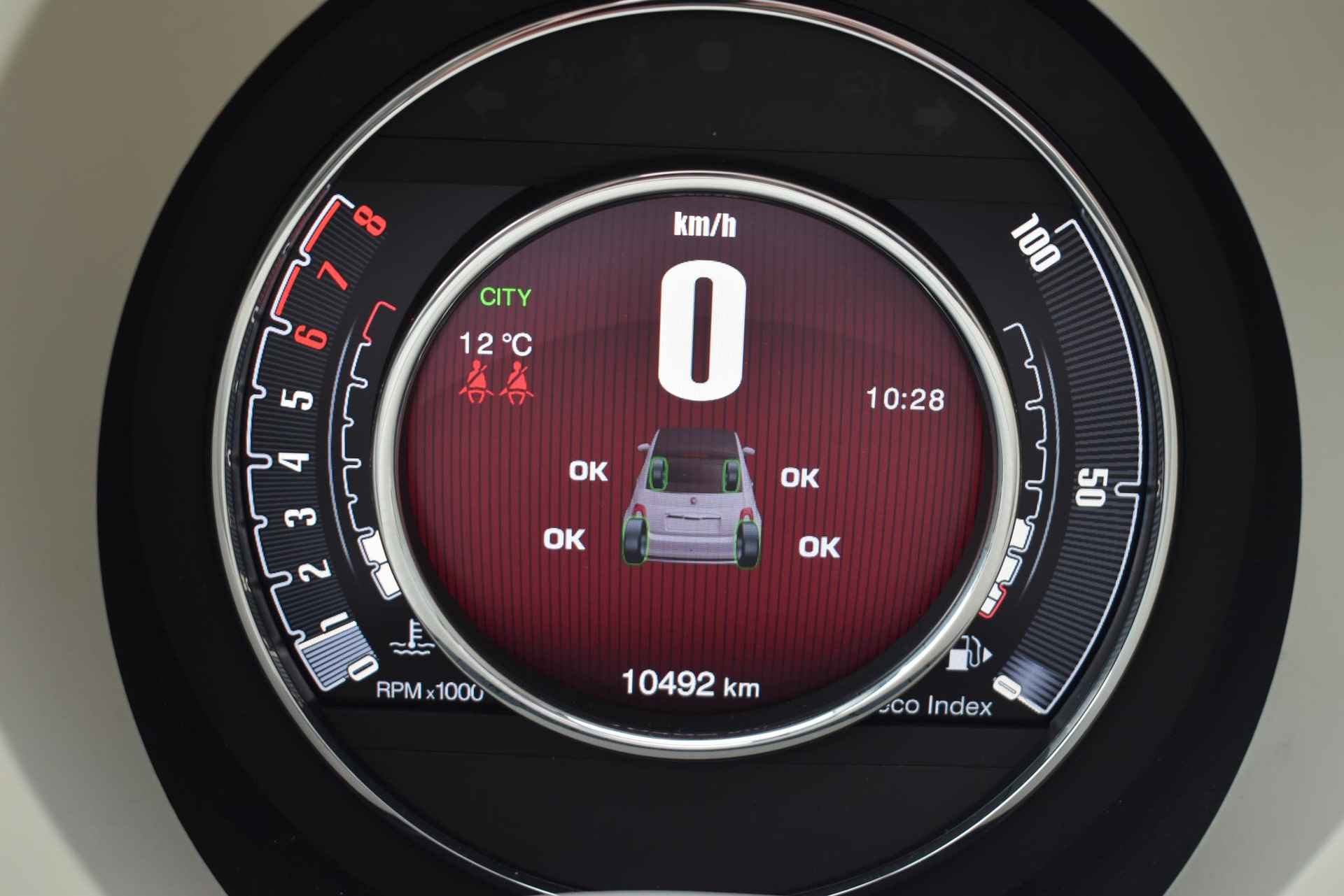 Fiat 500 C 1.0 Hybrid Dolcevita Climate Controle Navigatie 15 Inch LM Velgen Parkeersensoren - 13/39