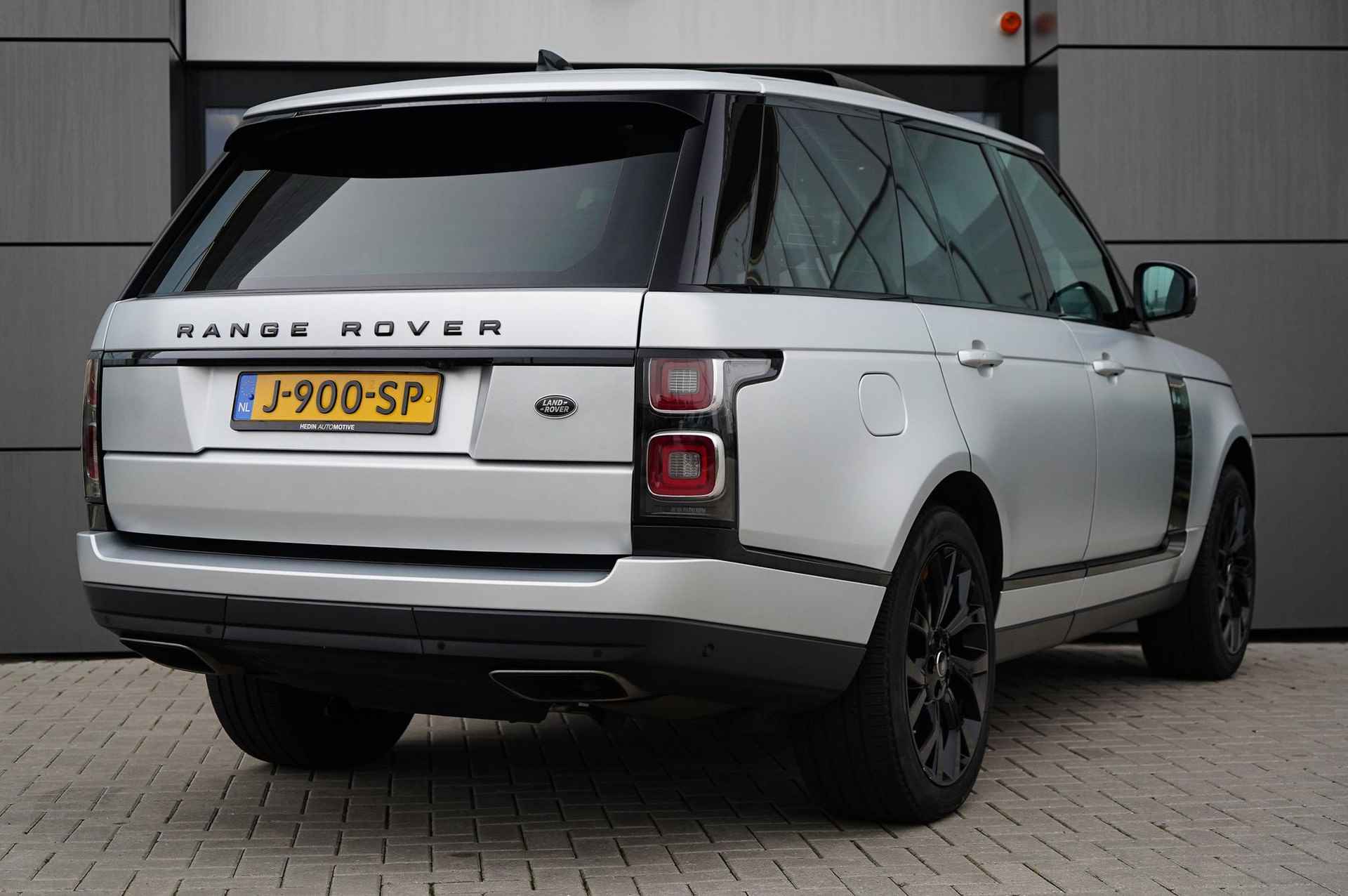 Land Rover Range Rover 2.0 P400e Limited Edition | 2 jaar garantie | SVO Palette Silver | Black Pack | Schuifdak - 6/29