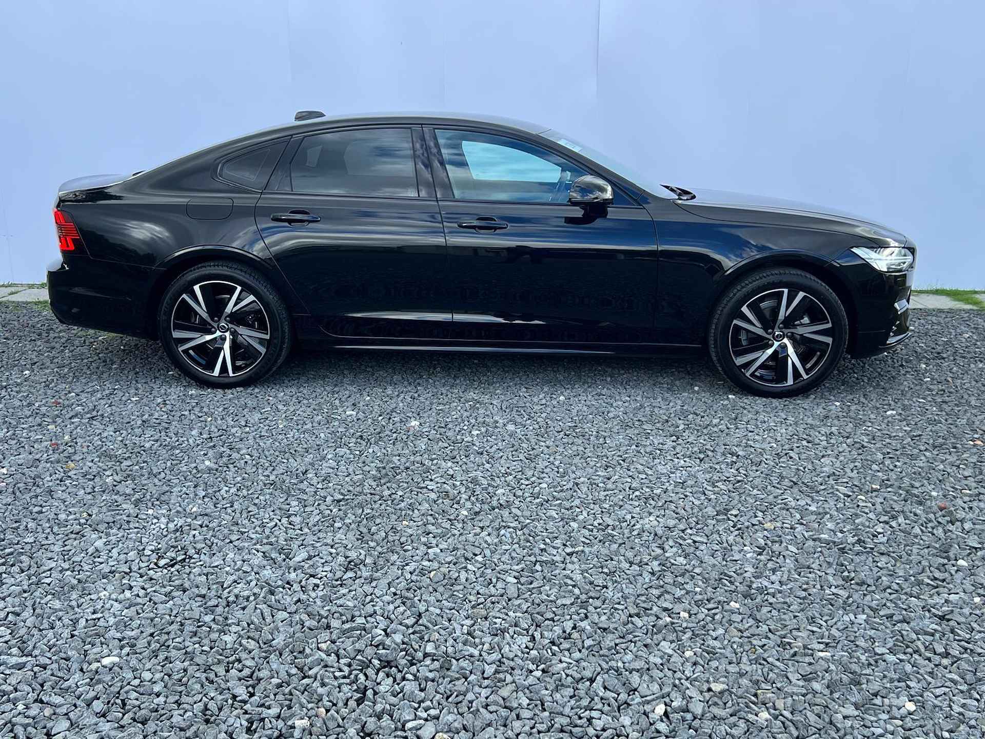 Volvo S90 2.0 B4 Ultimate  Automaat - Leder - Memorystoelen - Stoelverwarming - Full-Led HighBeam Koplampen - Parkeerhulp voor + achter met Camera - DAB+ - 8/59