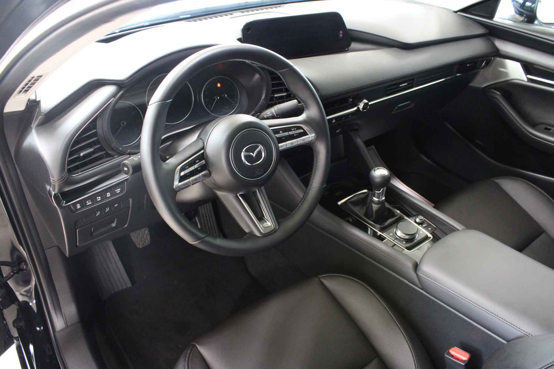 Mazda 3 2.0 e-SkyActiv-X 186 Luxury | i-Activsense | - 9/20