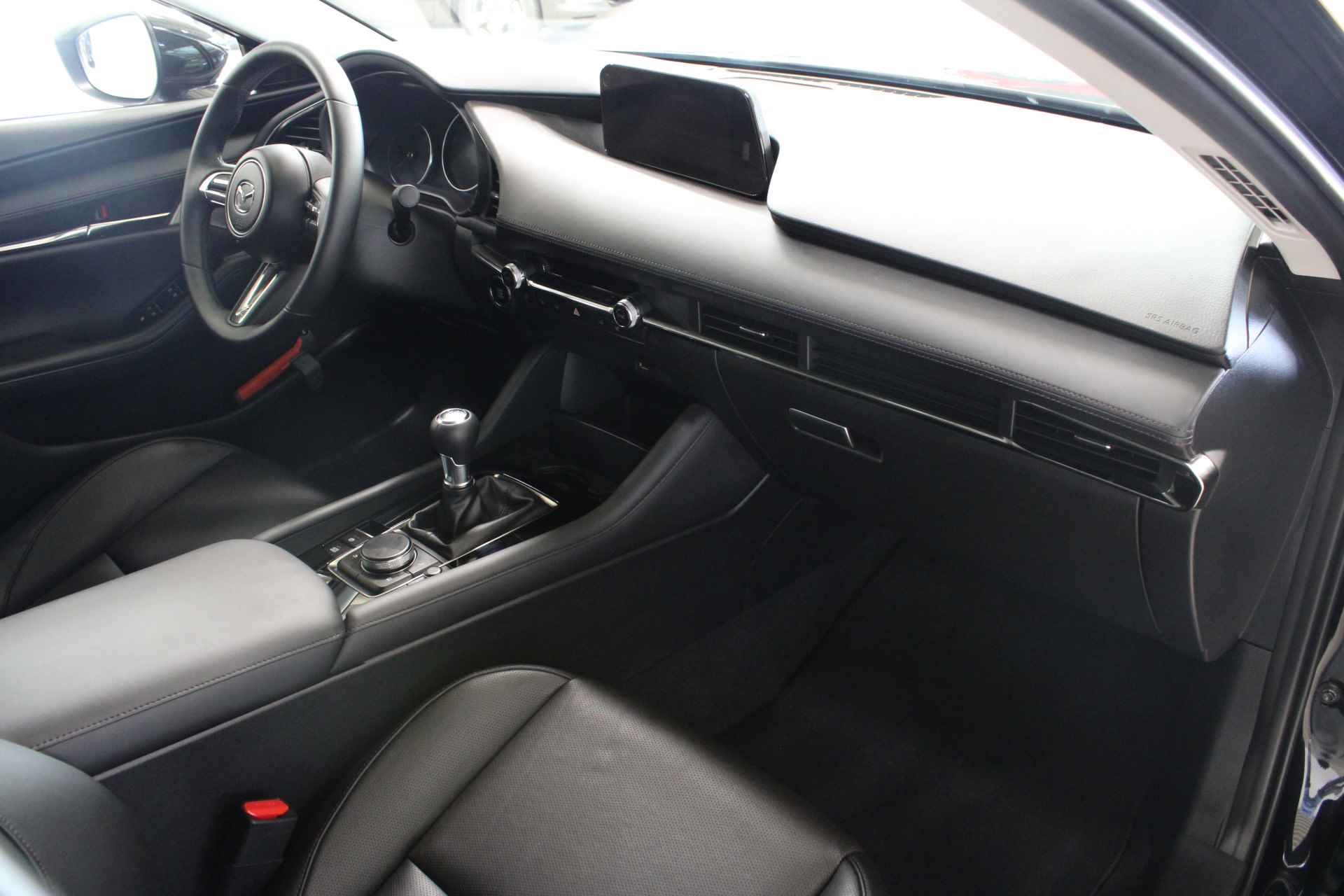 Mazda 3 2.0 e-SkyActiv-X 186 Luxury | i-Activsense | - 10/20