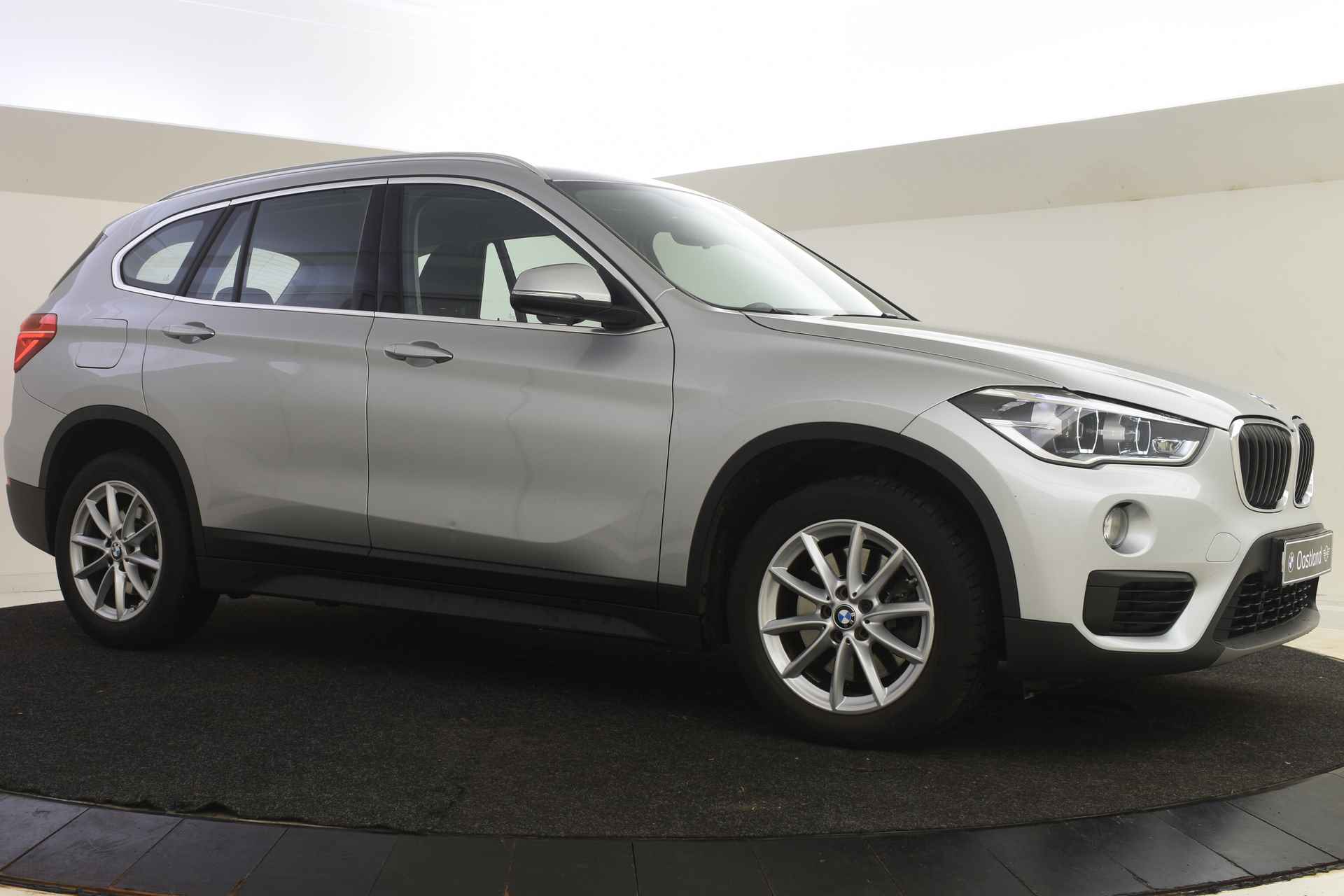 BMW X1 sDrive20i Executive Automaat / LED / Cruise Control / Stoelverwarming / Multifunctioneel stuurwiel - 23/45