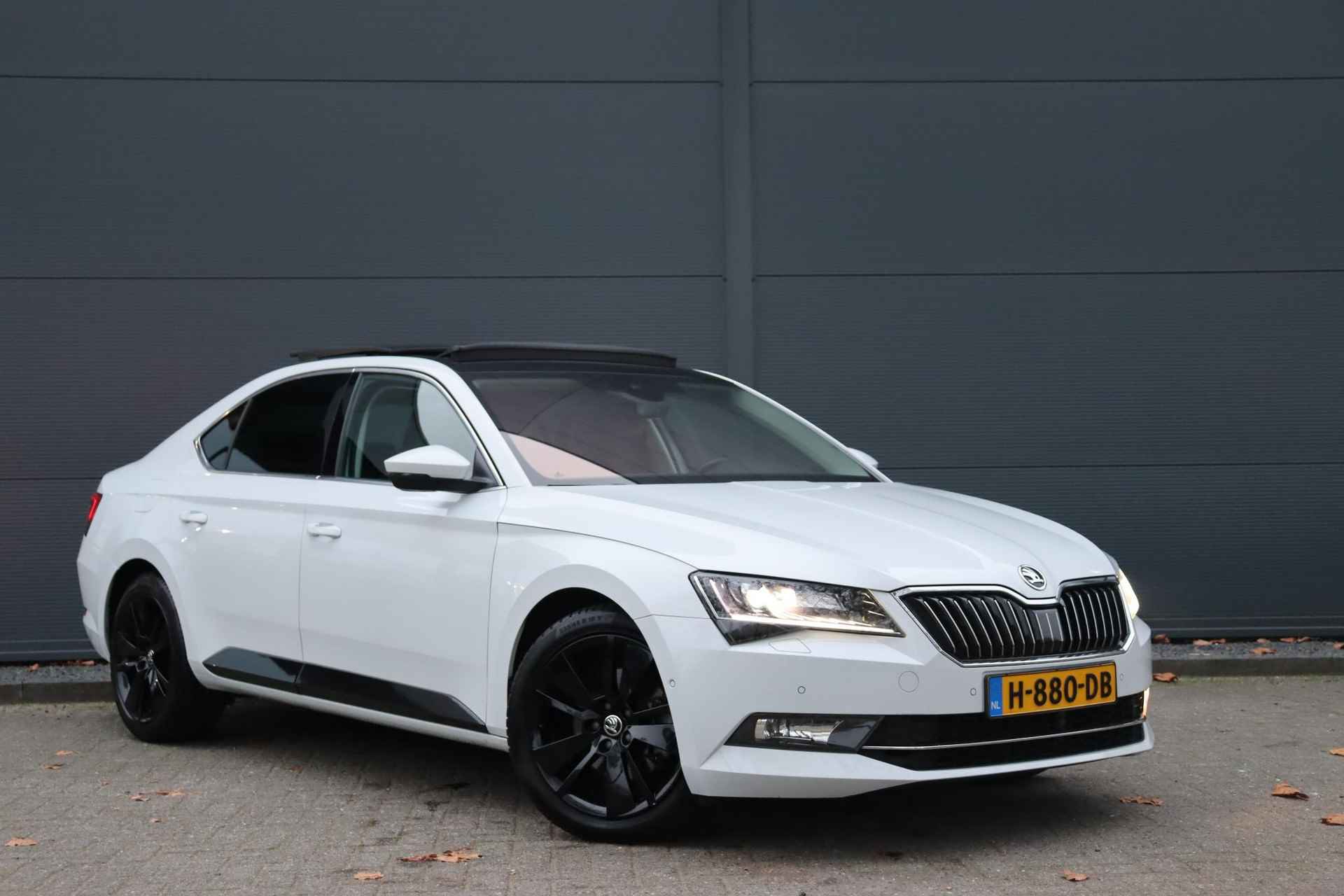 Skoda Superb 1.5 TSI ACT Style Business AUT / Schuifdak / Leder / Stoelverwarming - 3/38