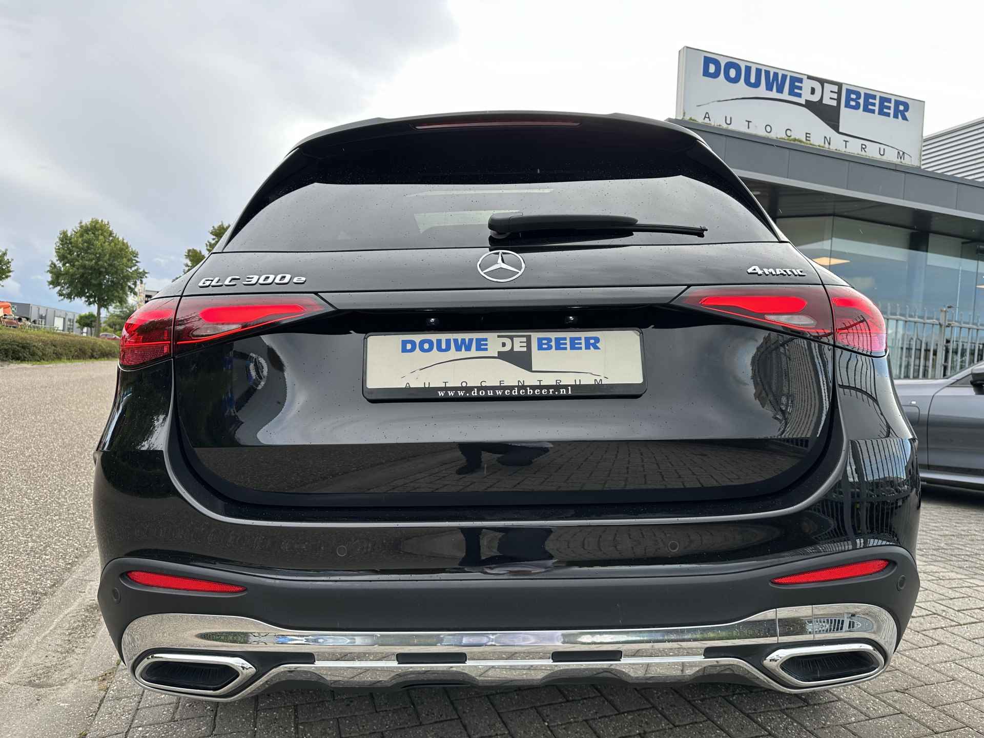 Mercedes-Benz GLC 300e 4MATIC AMG Line ADVANCED PLUS Trekhaak | Digital Light | Pano-Dak | HUD | 360-Camera Let op getoonde set om velgen 21 inch AMG tegen meerprijs 3000,— - 7/39