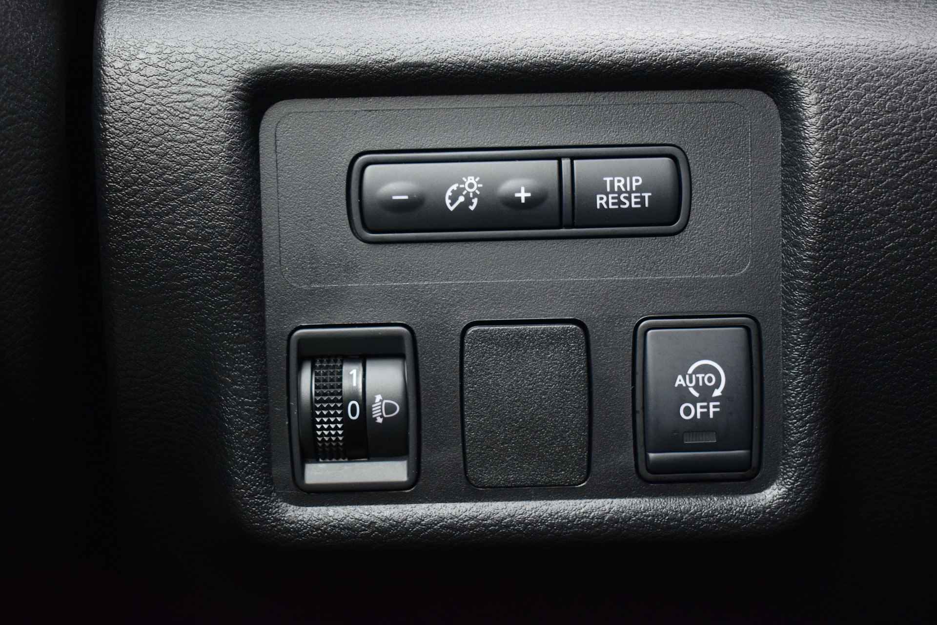 Nissan Micra 1.0 IG-T N-Connecta  | AppleCarplay | Camera | LM 16” | Airco - 24/30