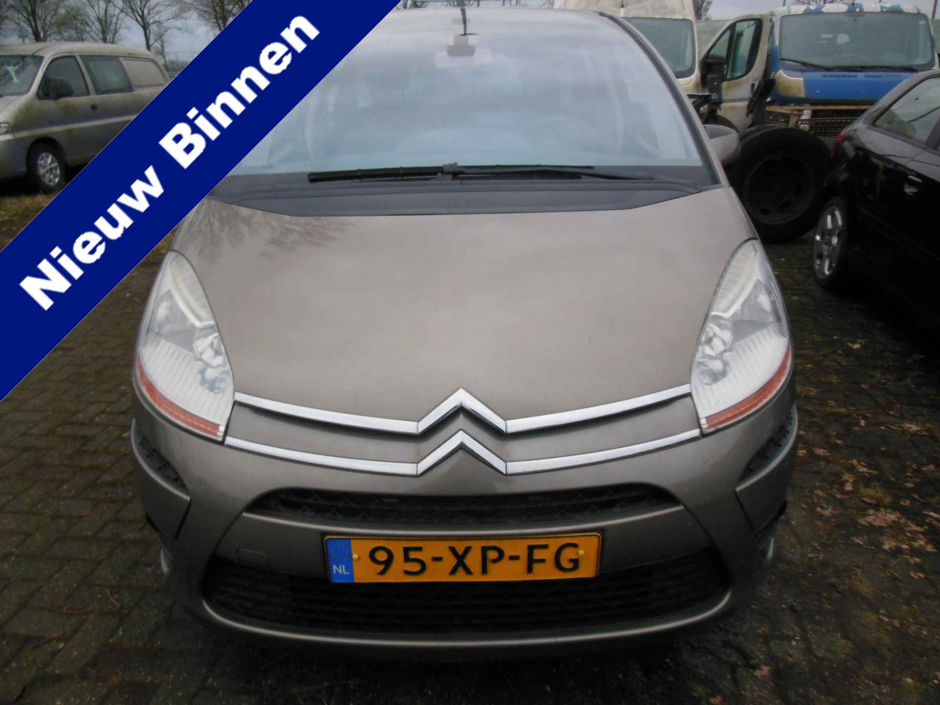 Citroën C4 Picasso 1.8-16V Ambiance 5p. Staat in De Krim - 1/13
