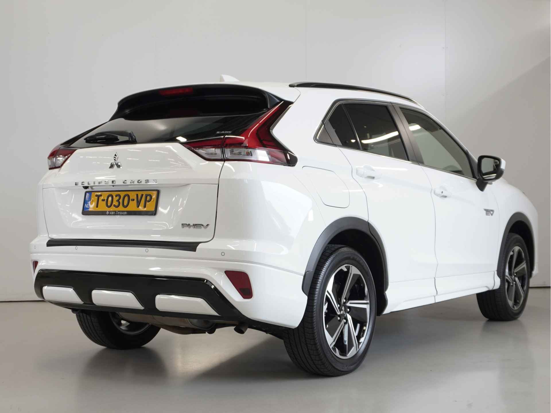 Mitsubishi Eclipse Cross 2.4 PHEV Executive | Navigatie | 360° camera | Adaptieve cruise control | Stuurverwarming - 6/50