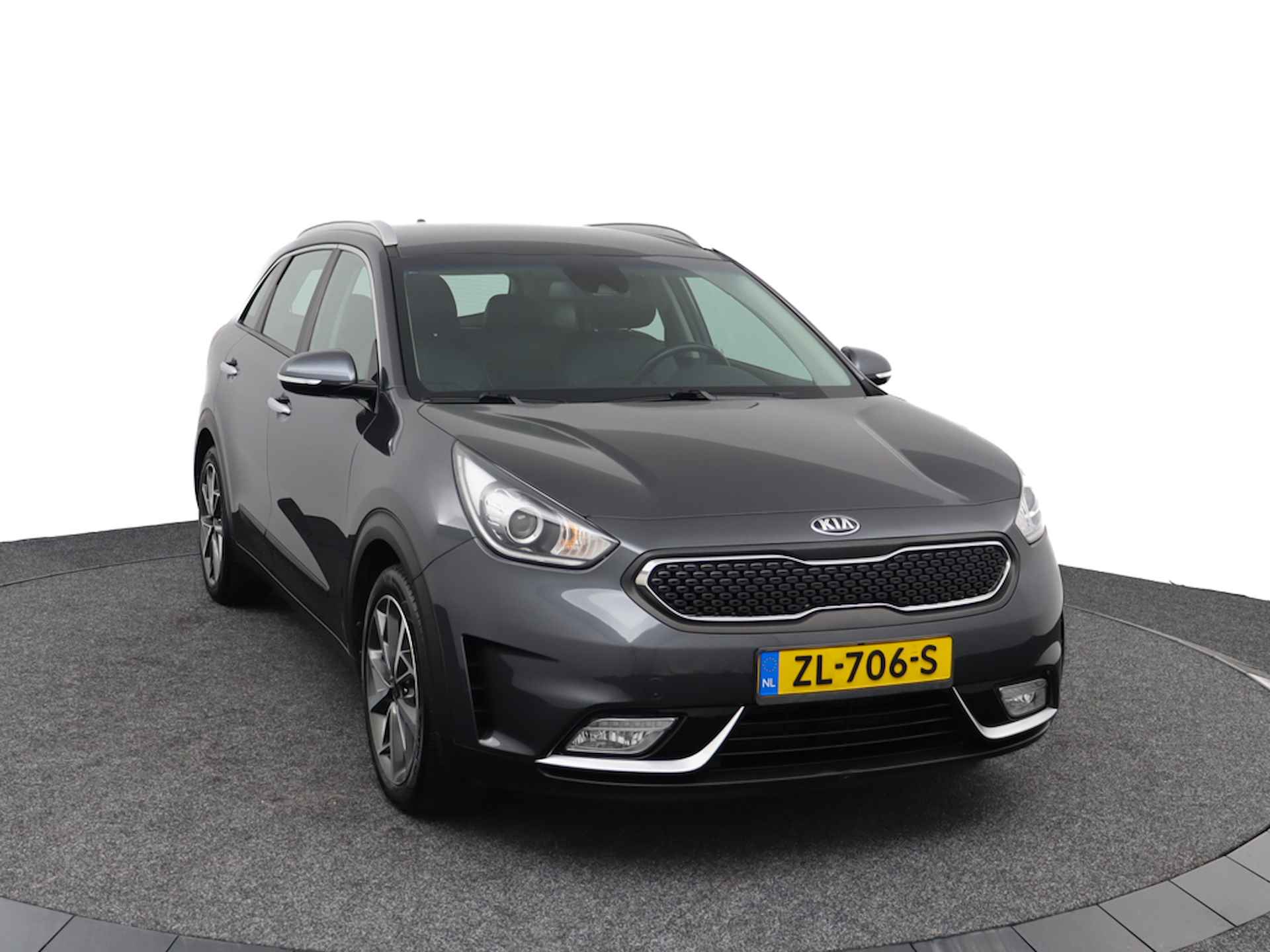 Kia Niro 1.6 GDi Hybrid Dynamicline - Trekhaak - Navigatie - 18 inch velgen - Achteruitrijcamera  - 12 maanden Bovag garantie - 11/55