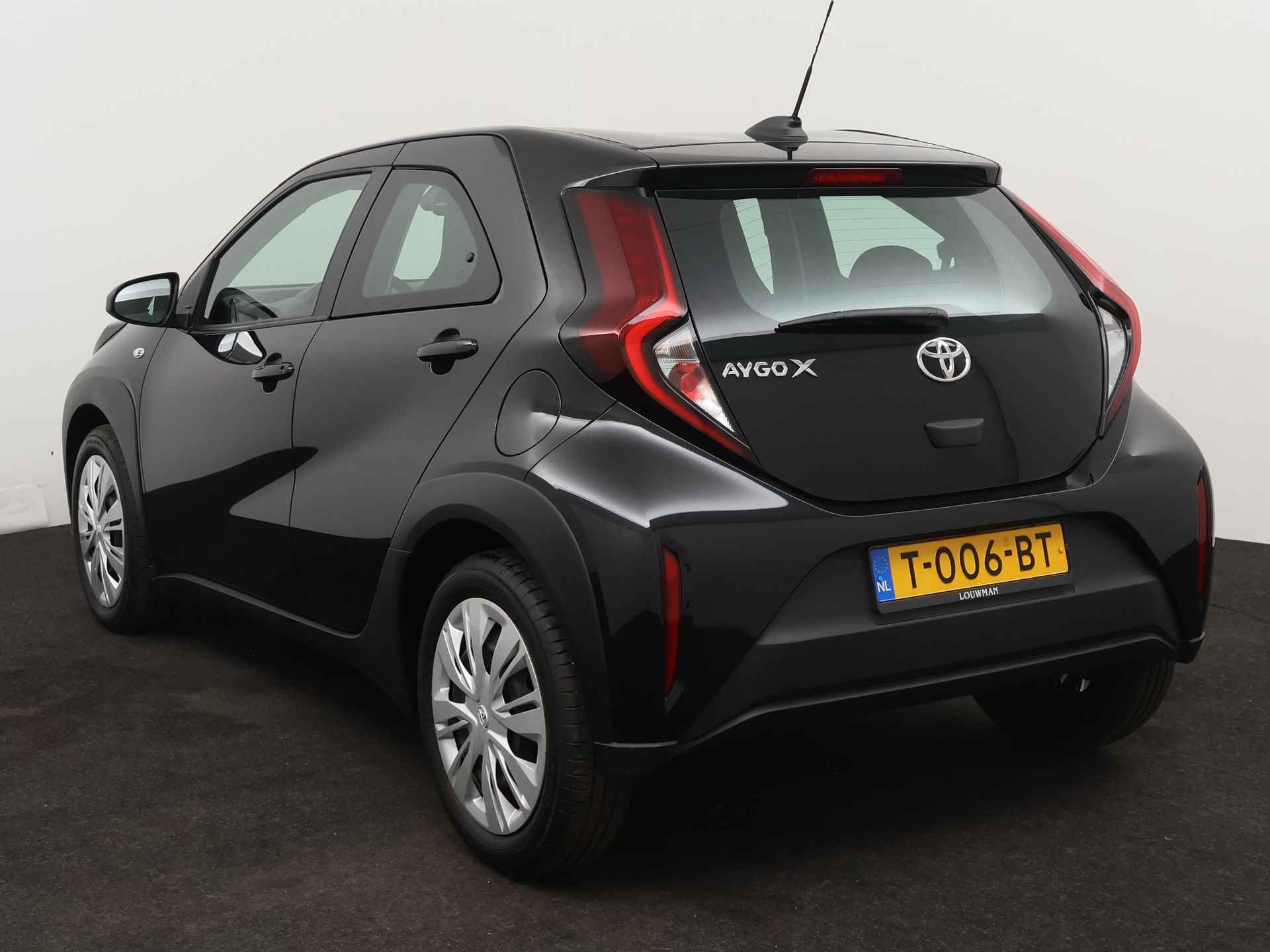 Toyota Aygo X 1.0 VVT-i MT play | Apple Carplay/Android Auto | Orgineel NL Auto - 17/41