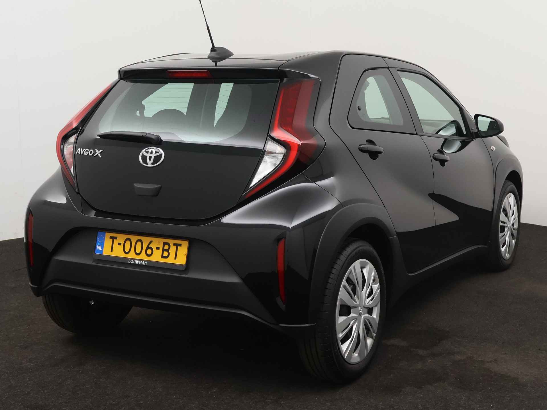 Toyota Aygo X 1.0 VVT-i MT play | Apple Carplay/Android Auto | Orgineel NL Auto - 18/41