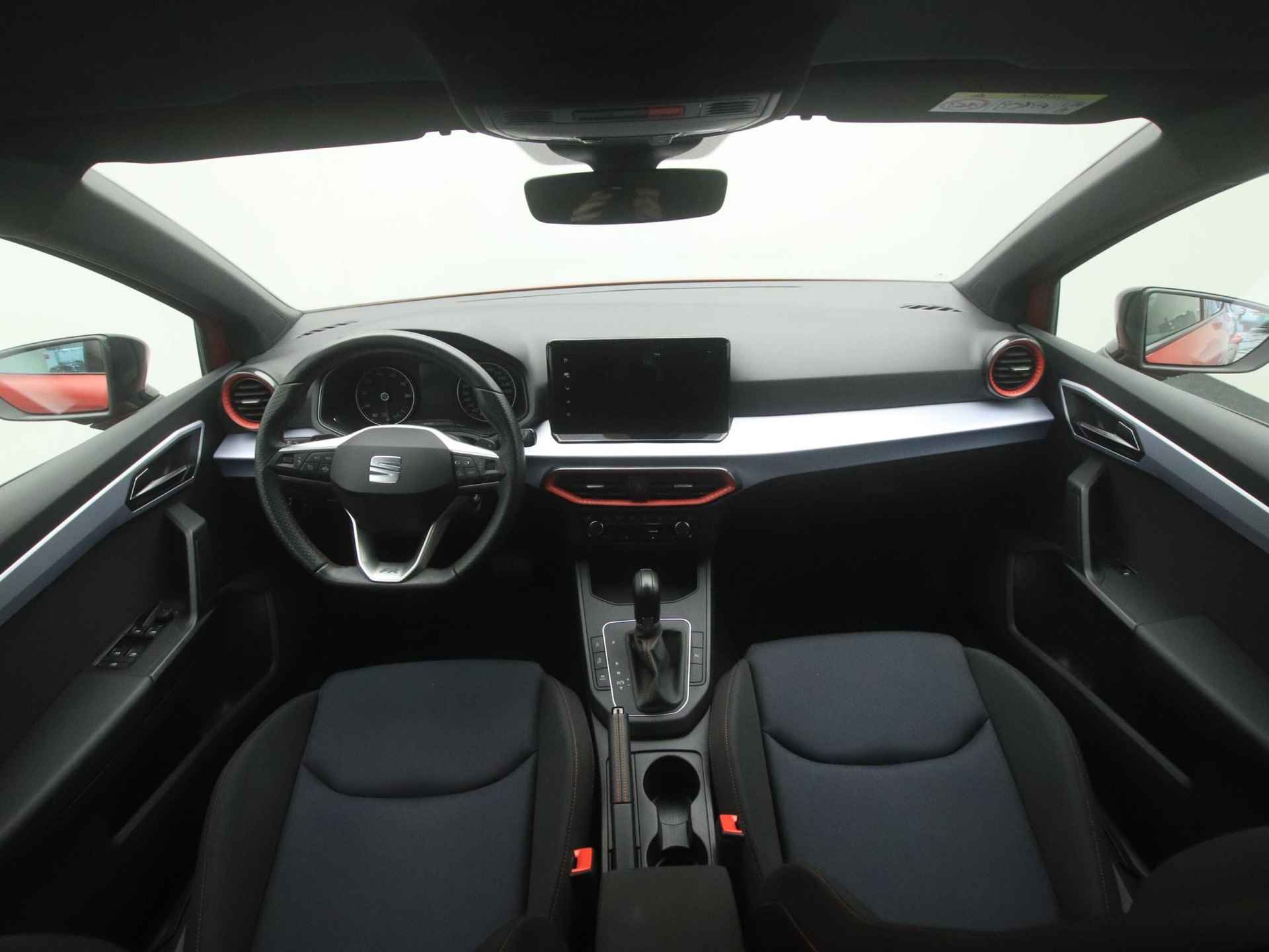 SEAT Ibiza 1.5 TSI FR Business Intense Plus automaat | CarPlay | Navigatie | Parkeersensoren | Achteruitrijcamera | Stoelverwarming | LED verlichting - 20/41