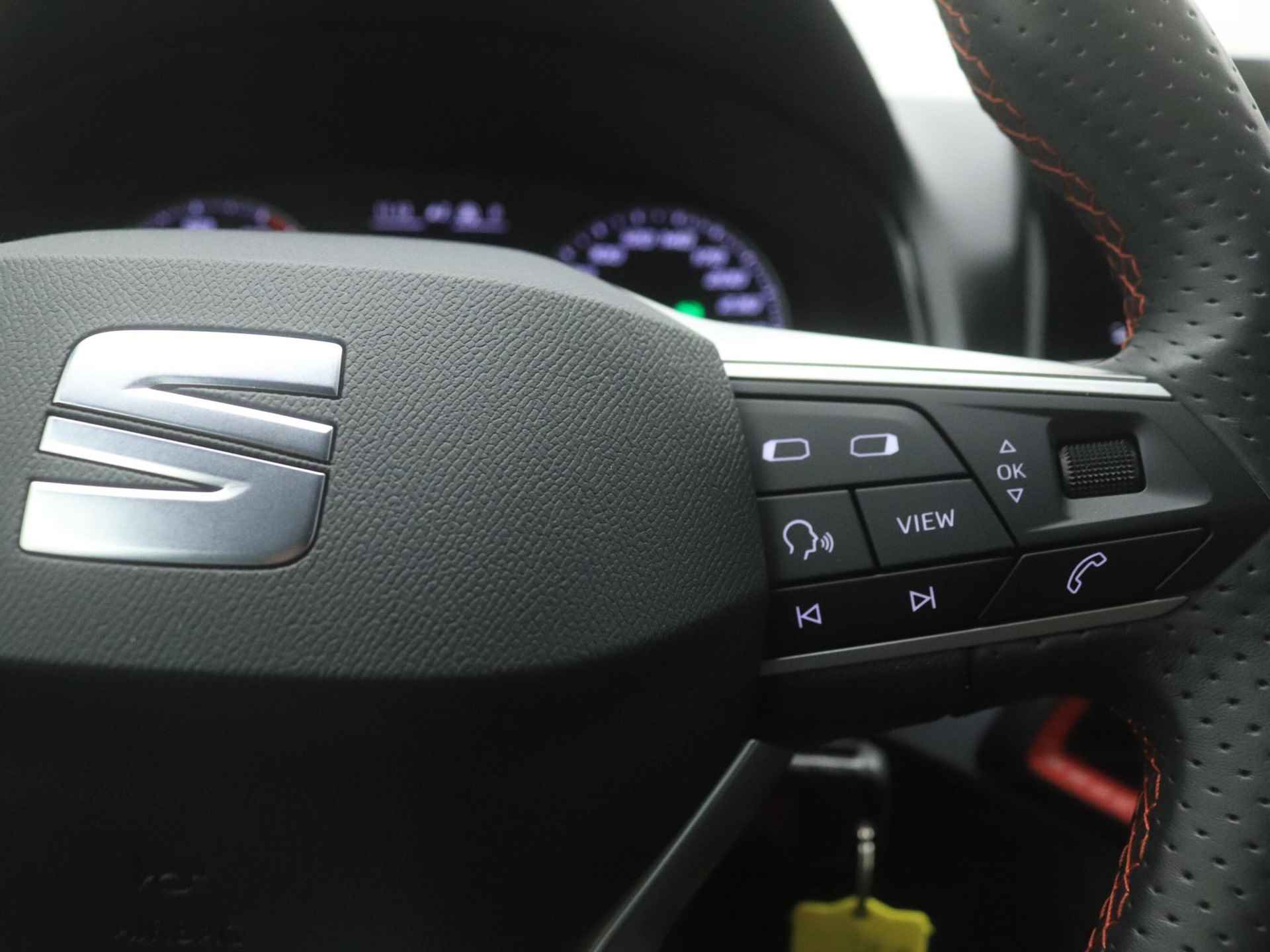 SEAT Ibiza 1.5 TSI FR Business Intense Plus automaat | CarPlay | Navigatie | Parkeersensoren | Achteruitrijcamera | Stoelverwarming | LED verlichting - 23/41