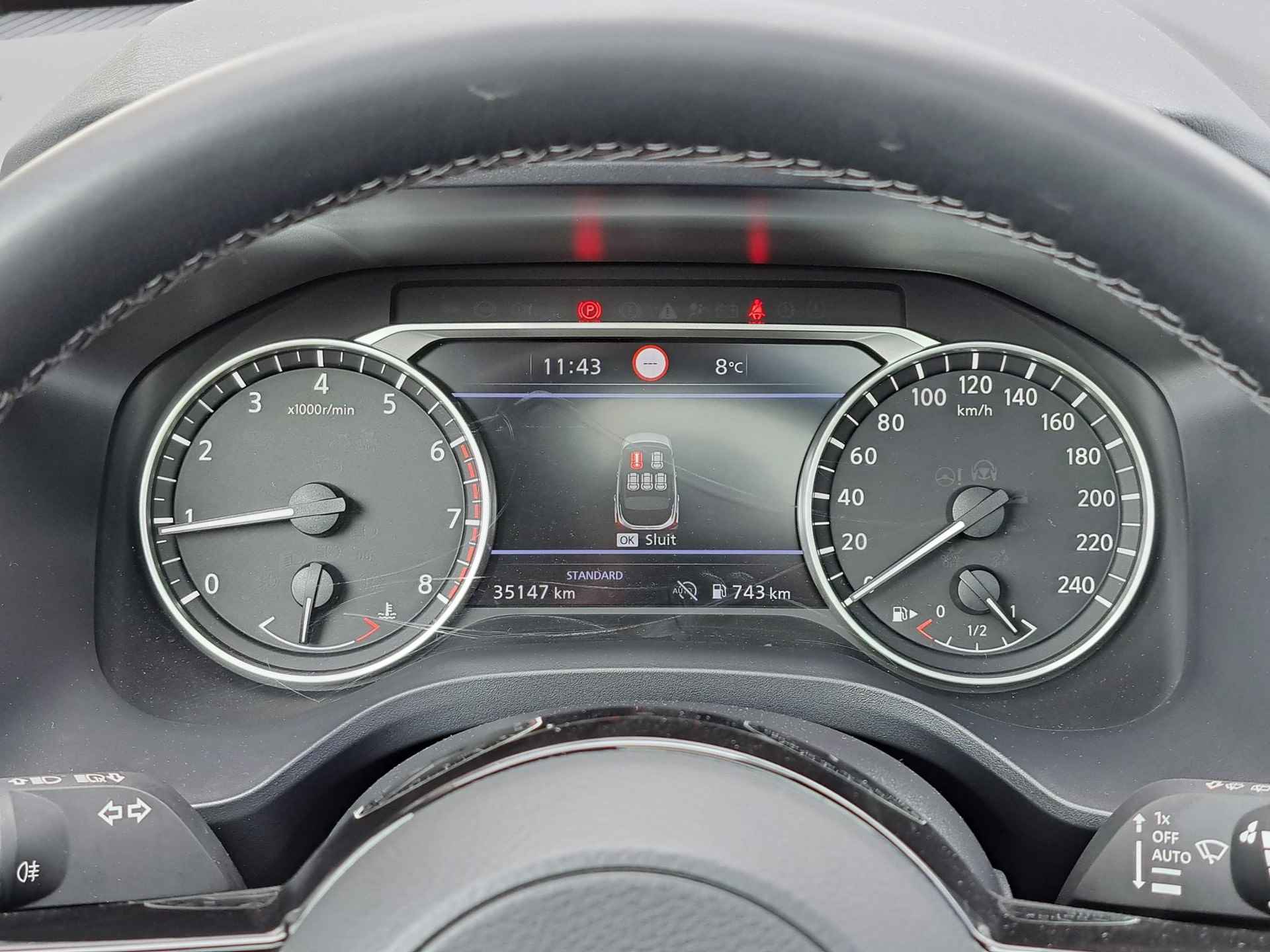 Nissan Qashqai 1.3 MHEV Acenta  | Panorama dak | Apple Carplay/Android Auto | Achteruitrijcamera | Full-LED koplampen - 20/33