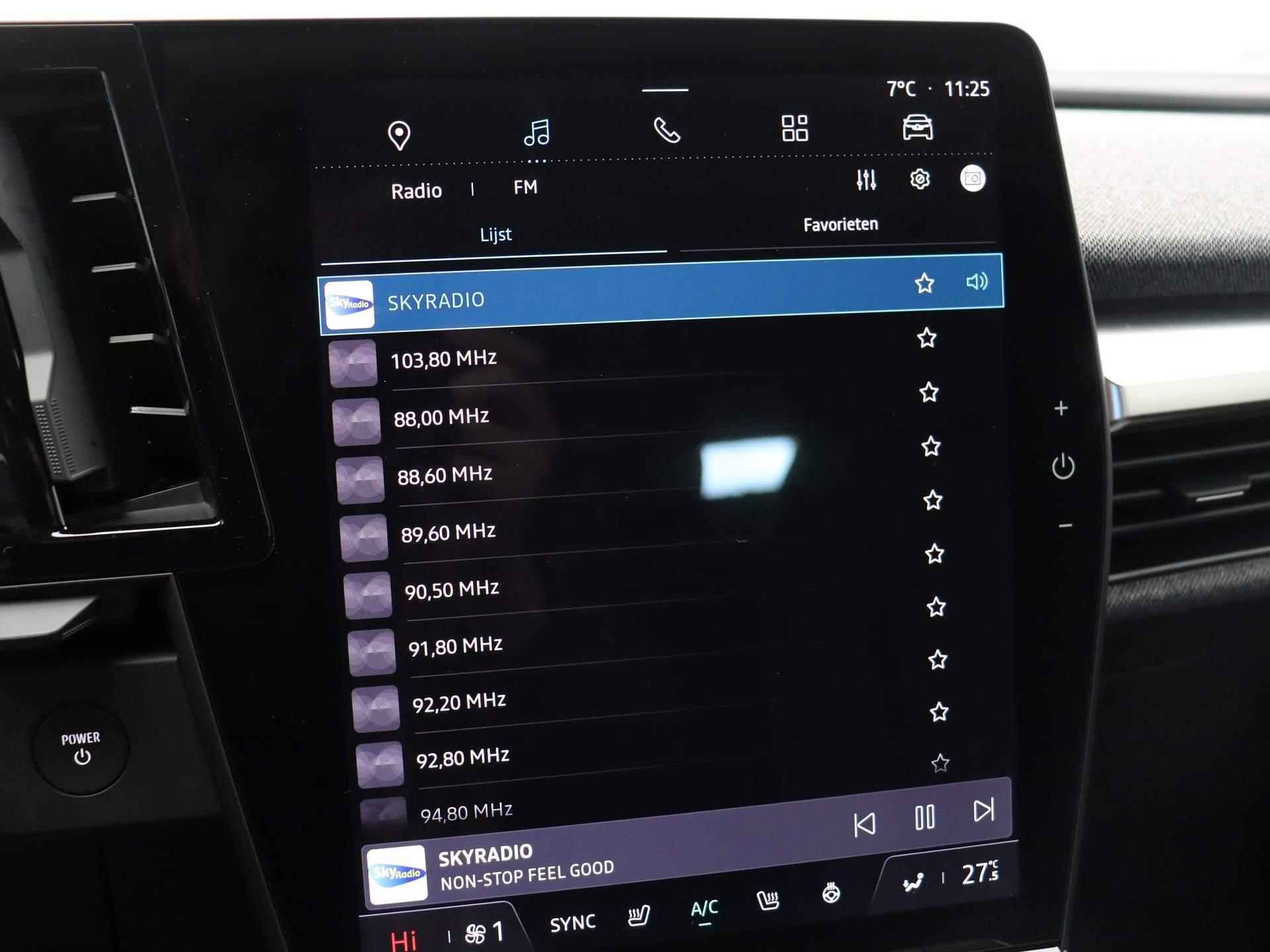 Renault Megane E-Tech EV60 130pk Optimum Charge Business Ed. Evolution | Achteruitrijcamera | Adaptief cruise control | Stoel en stuurverwarming | - 27/39
