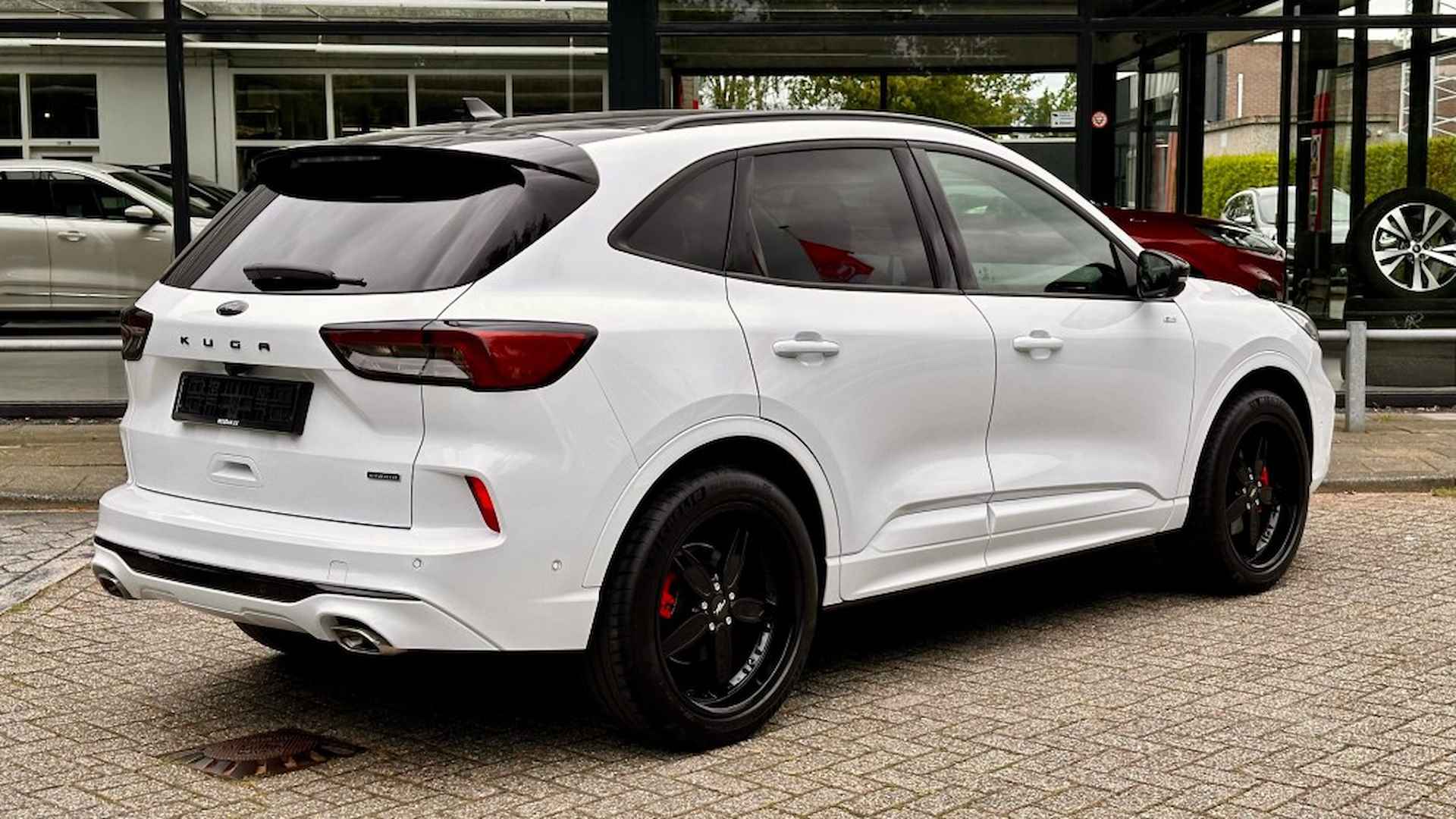 FORD Kuga 2.5 PHEV ST-LINE X / BLACK+SMOKE EDIT / Trekhaak+Driver+Winter - 3/34