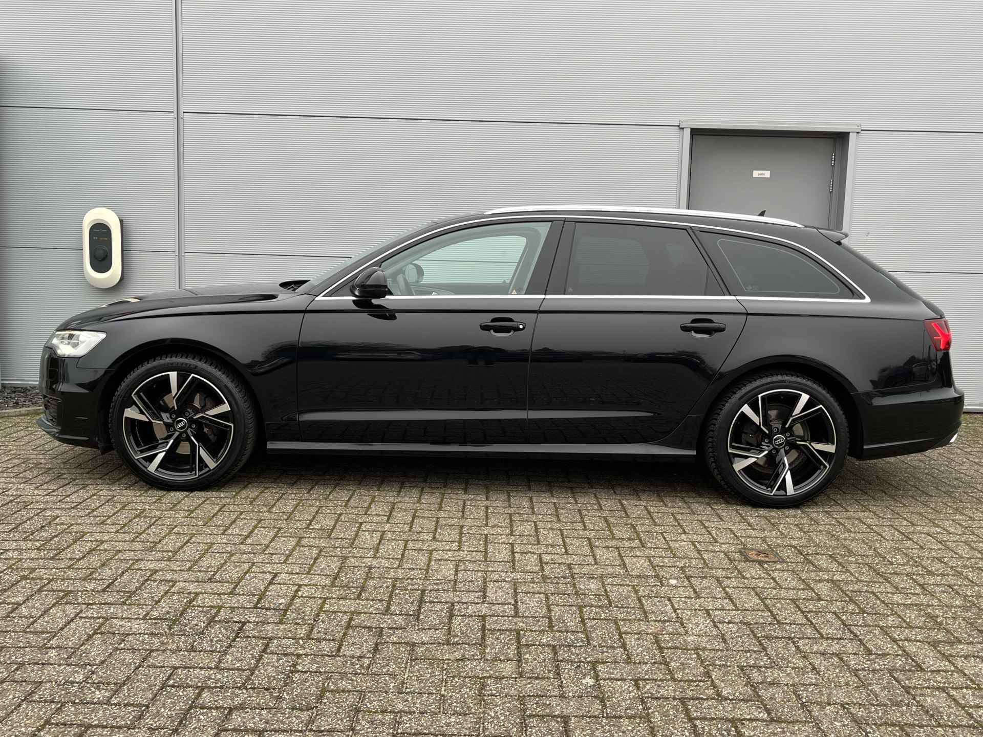 Audi A6 Avant 1.8 TFSI ultra Premium Edition All-in rijklaarprijs | Nav | Stoelverw. |Trekhaak | Cruise | All-season banden - 3/21