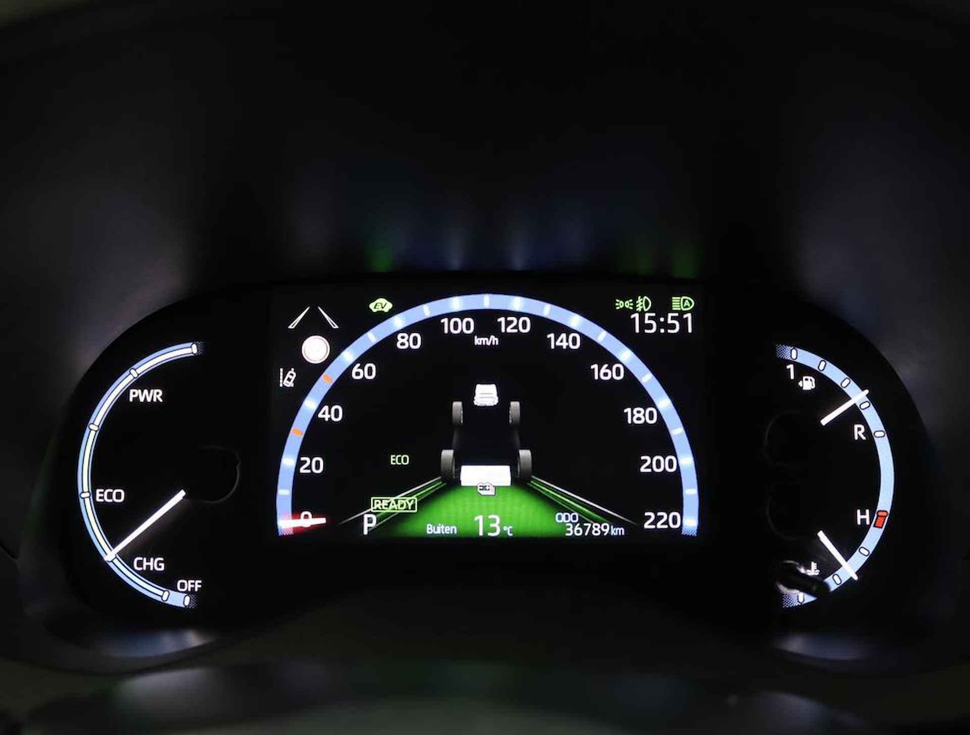 Toyota Yaris Cross 1.5 Hybrid Executive | Navigatie | Climate Control | Parkeercamera | - 6/58