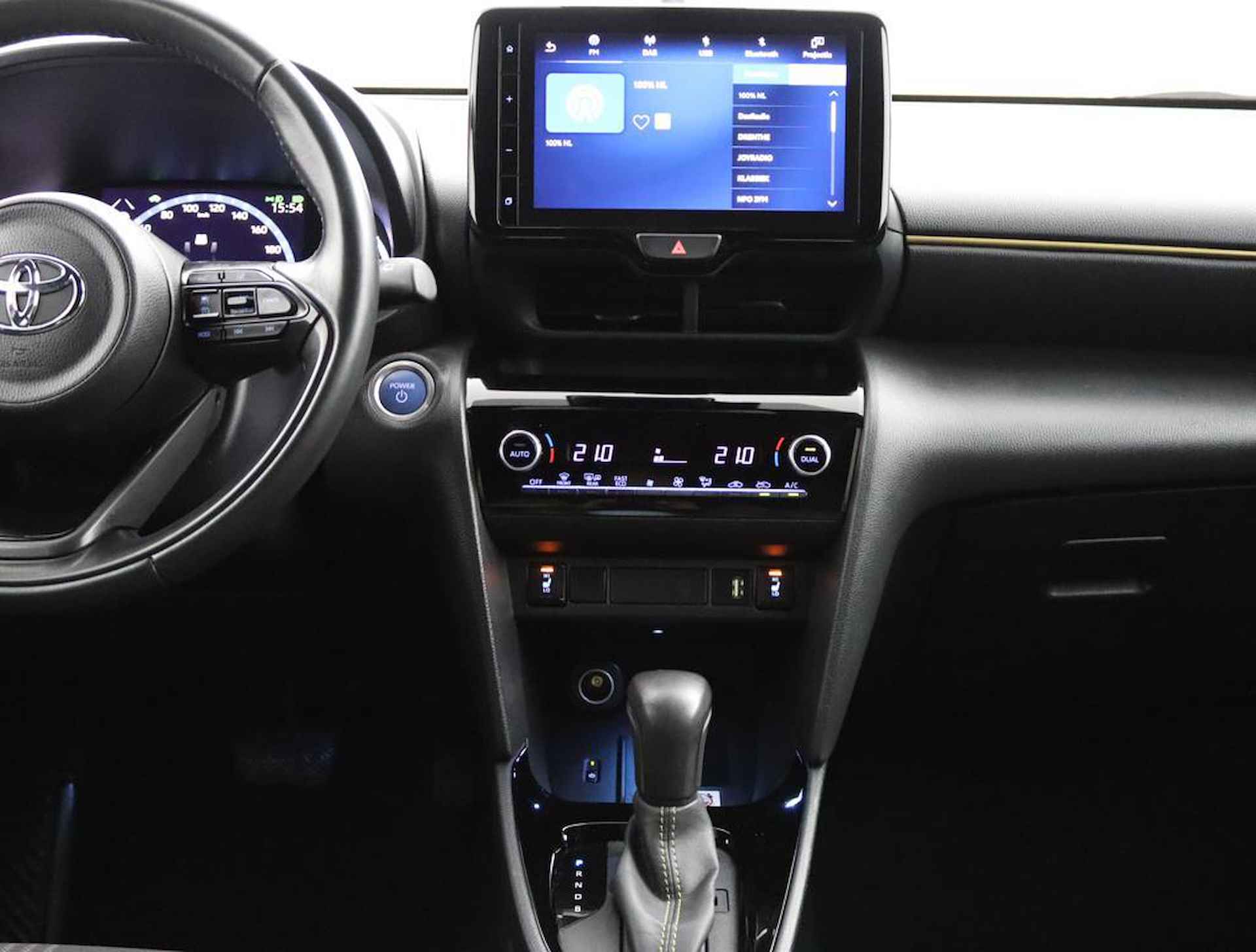 Toyota Yaris Cross 1.5 Hybrid Executive | Navigatie | Climate Control | Parkeercamera | - 55/58