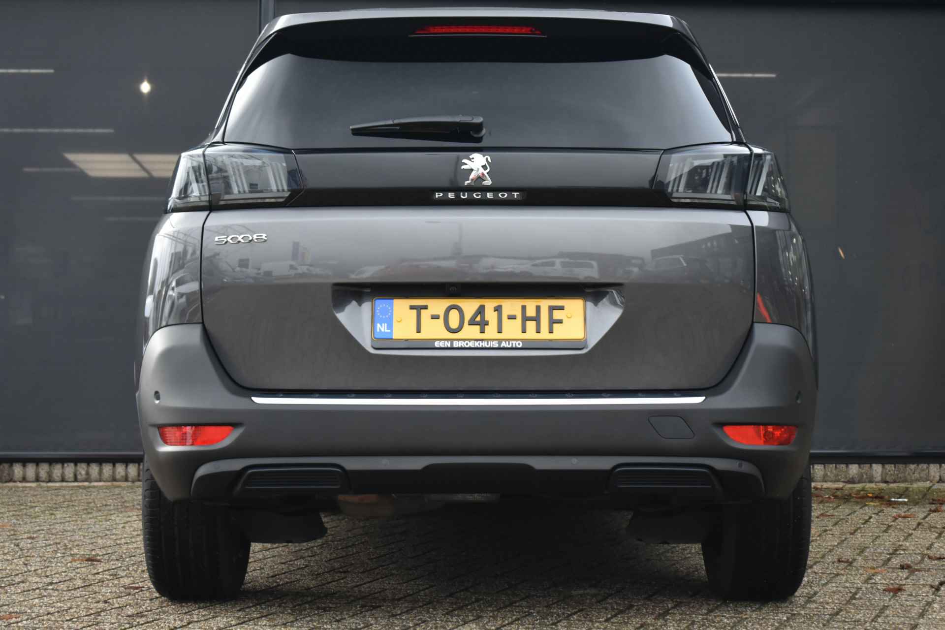 Peugeot 5008 1.2 PureTech Allure Pack Business 7p. 130pk Automaat | Stoelverwarming | Keyless-Entry | Dodehoek-Detectie | Navigatie | Achteru - 6/48