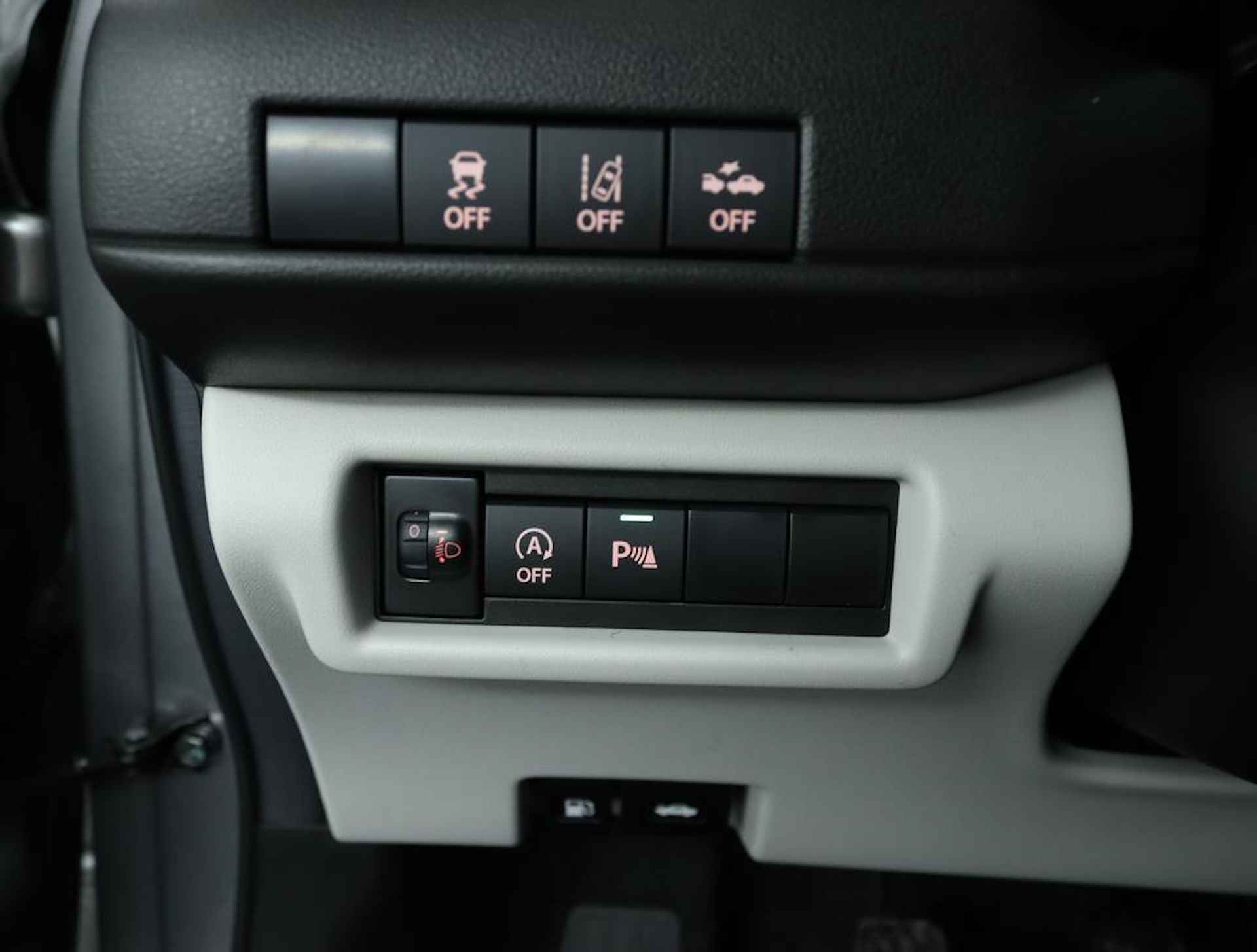 Suzuki Swift 1.2 Select Smart Hybrid | NEW 2024 | Apple Carplay/Android Auto | Airco | Camera achter | Adaptieve Cruise Control | Parkeersensoren achter | - 29/50
