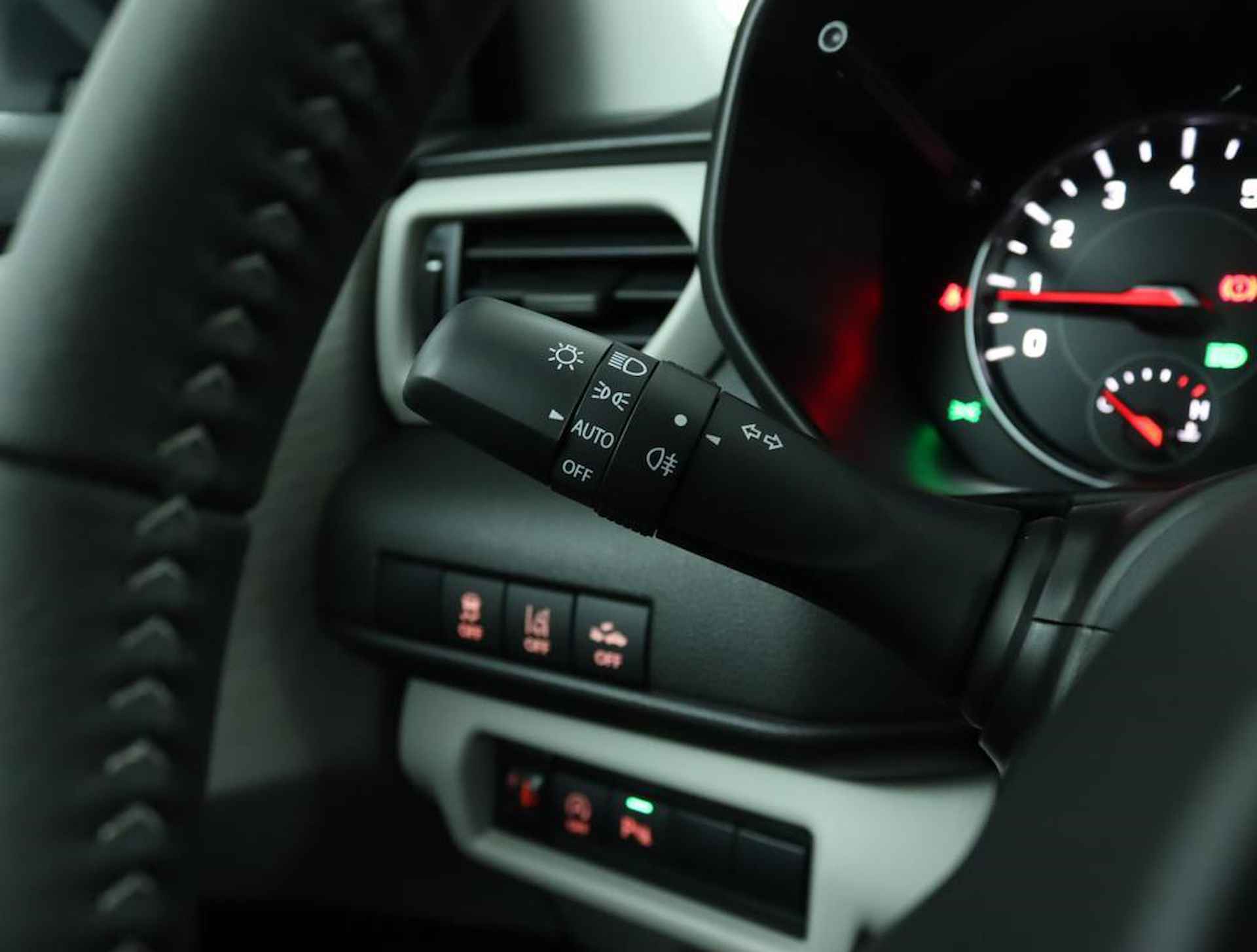 Suzuki Swift 1.2 Select Smart Hybrid | NEW 2024 | Apple Carplay/Android Auto | Airco | Camera achter | Adaptieve Cruise Control | Parkeersensoren achter | - 30/50