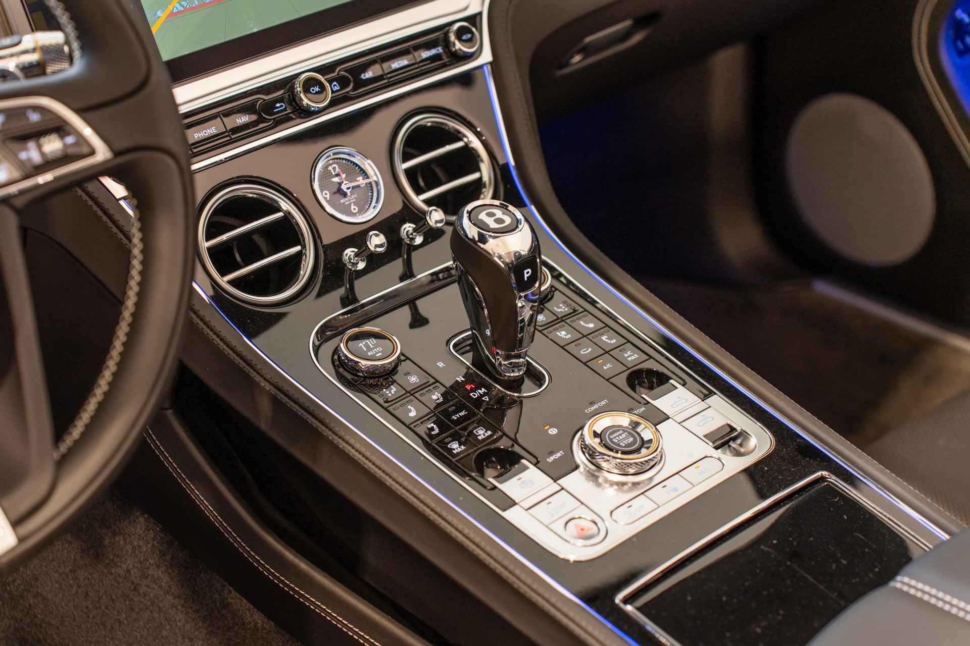 Bentley Continental GTC V8 Convertible | Mulliner | Blackline | Dynamic - 17/39