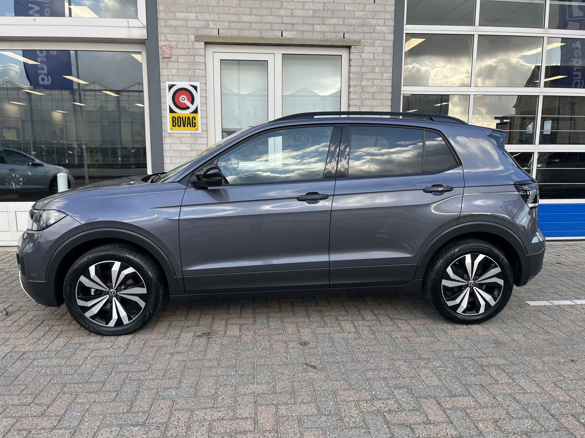 Volkswagen T-Cross 1.0 TSI Life / GARANTIE TM 01-2027/ PARK. SENSOREN + CAMERA/ NAVI/ DIGITAL DASH/ CRUISE/ APP- CONNECT/ CLIMA/ DAB/ 17" LMV - 3/37