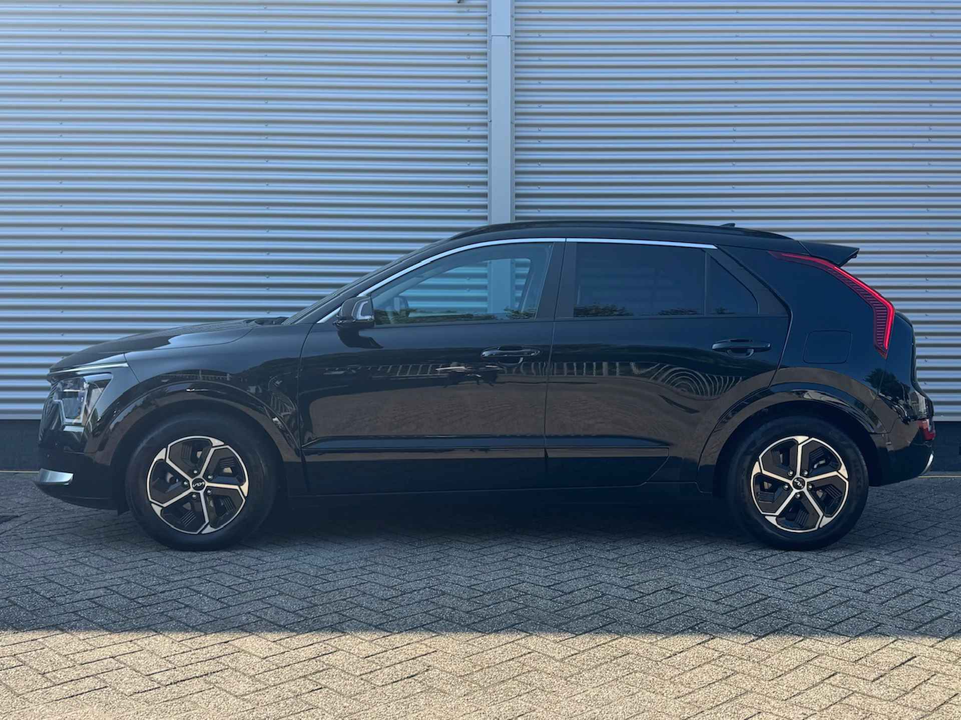 KIA Niro 1.6 GDi Hybrid 141pk DCT6 DynamicPlusLine | Schuif/Kanteldak | Stoel/Stuurwielverwarming | HUD | - 2/43