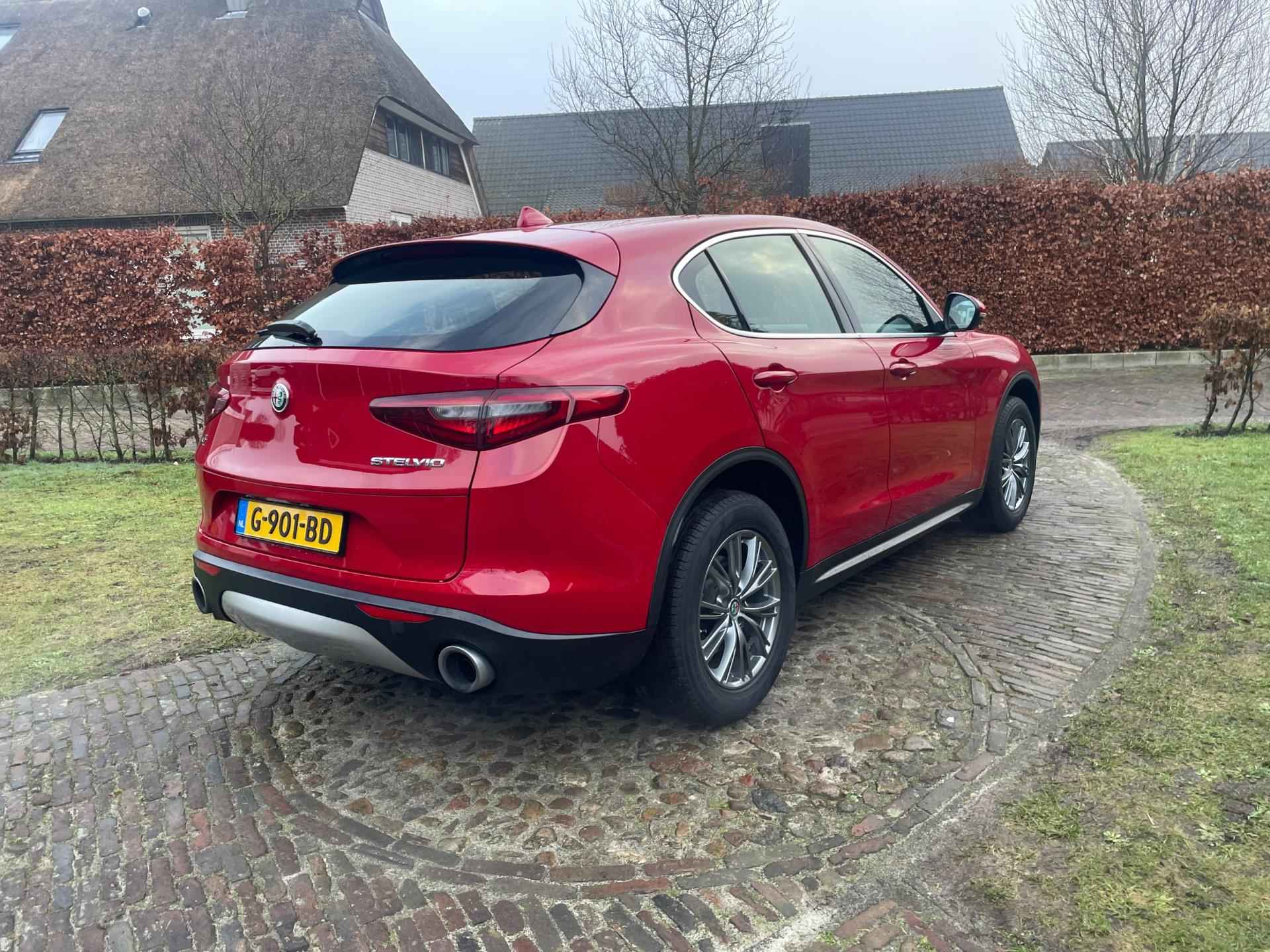 Alfa Romeo Stelvio 2.0 T AWD Super 280PK-NL AUTO-LEER- - 6/30