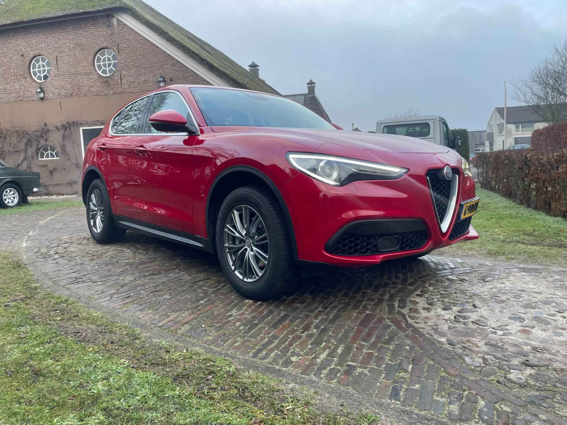 Alfa Romeo Stelvio 2.0 T AWD Super 280PK-NL AUTO-LEER- - 7/30