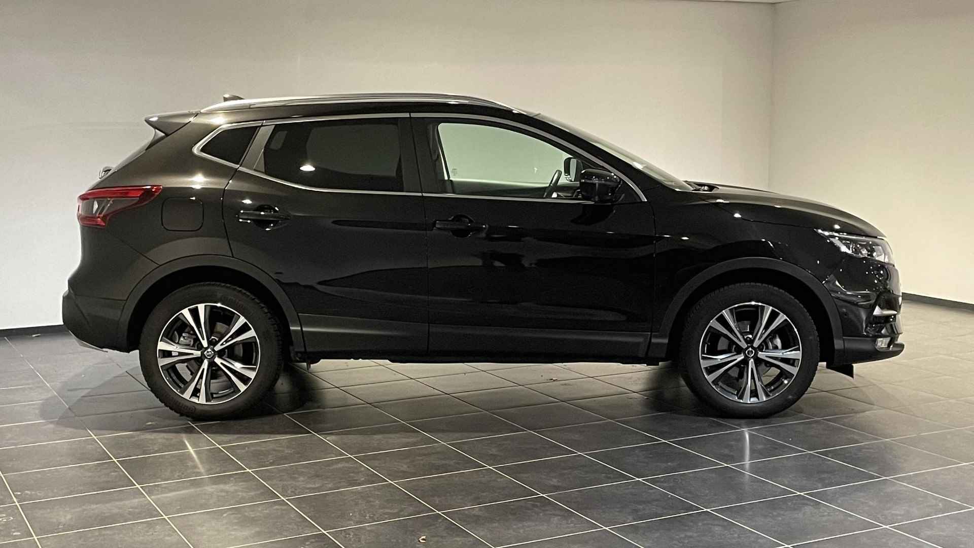 Nissan Qashqai 1.3 DIG-T 159 N-Connecta | Panoramadak | Stoelverwarming | Trekhaak - 13/26