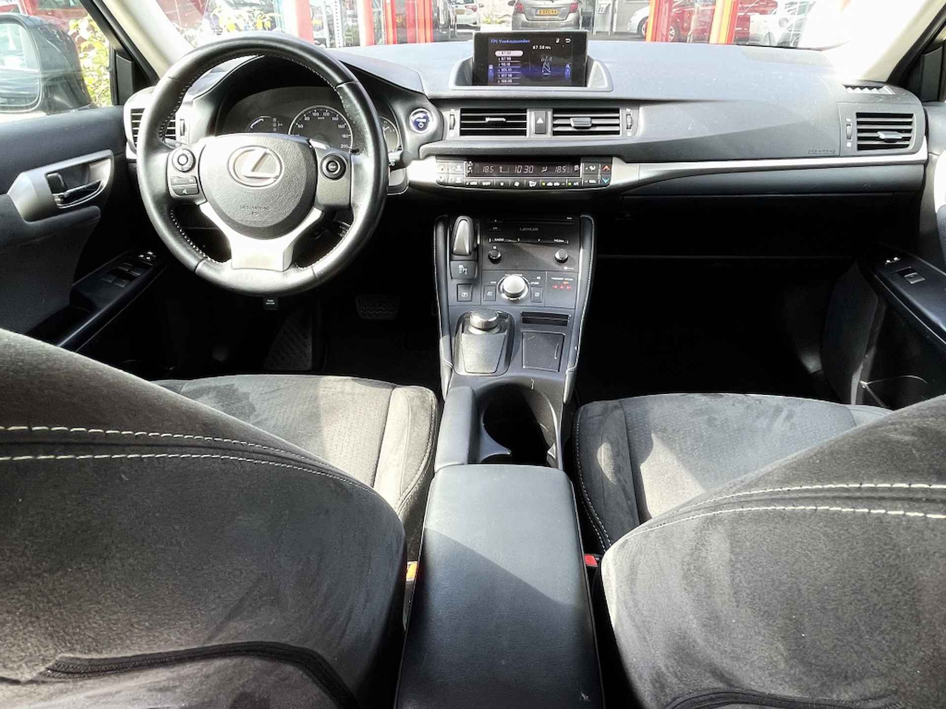 Lexus CT 200h Business Line Hybrid Automaat | Camera | Navigatie - 12/32