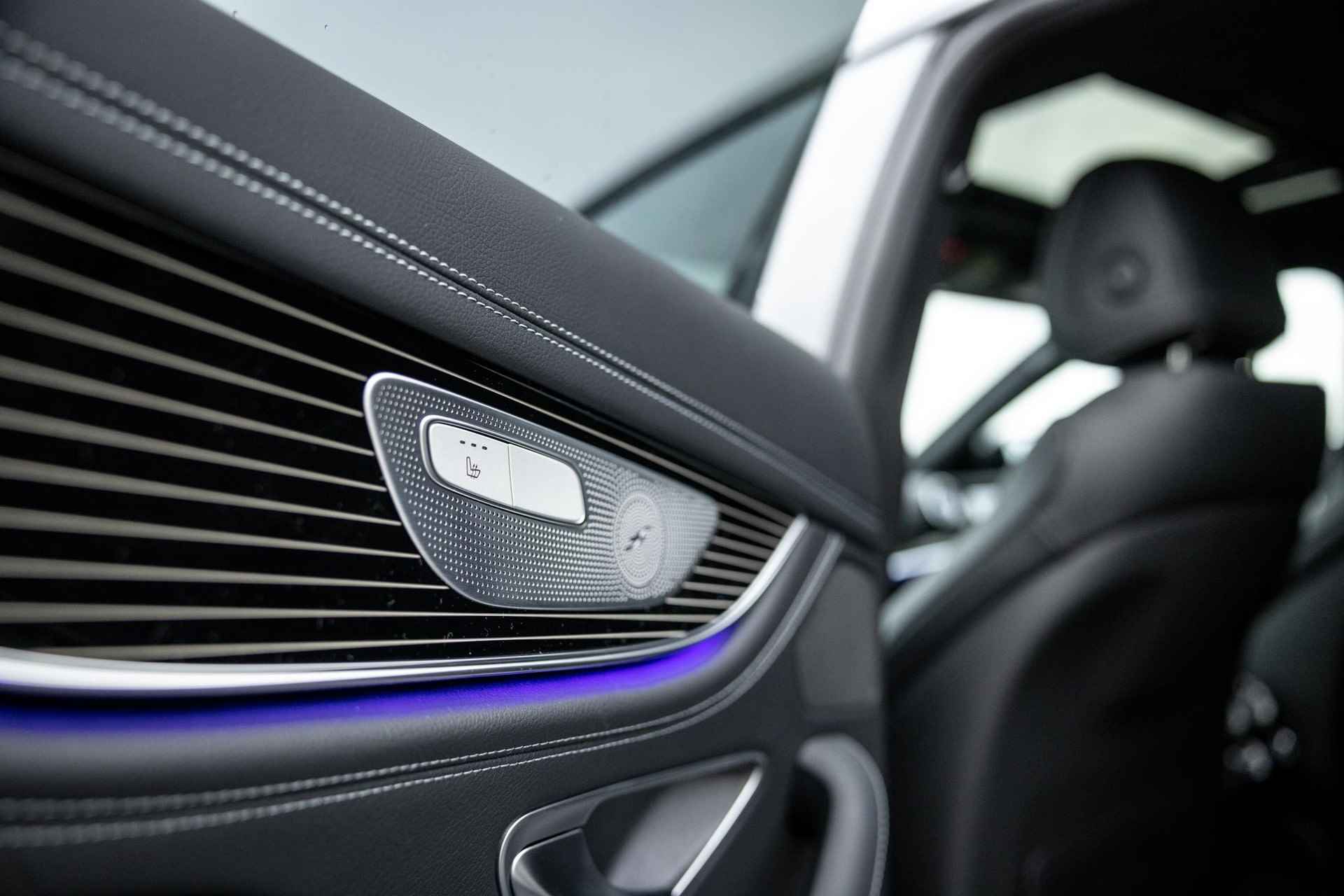 Mercedes-Benz CLS 450 4Matic Premium Plus AMG | Luchtvering | Memorypakket | Head-up display | Burmester | Rijassistentiepakket plus | Nightpakket | - 50/51
