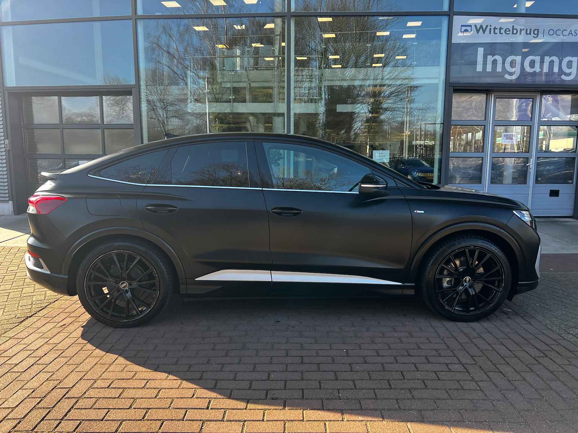 Audi Q4 Sportback e-tron 40 S edition 77 kWh / Metallic/ Digitale Cockpit/ Matrix  Led/  Leder Int/ Sportstoel/ Elect. Achterklep/ Camera/ 21 lmv - 7/33