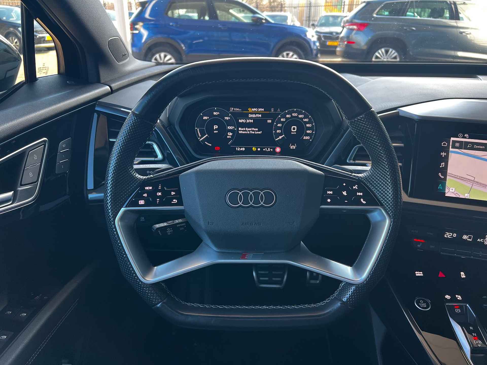 Audi Q4 Sportback e-tron 40 S edition 77 kWh / Metallic/ Digitale Cockpit/ Matrix  Led/  Leder Int/ Sportstoel/ Elect. Achterklep/ Camera/ 21 lmv - 25/33