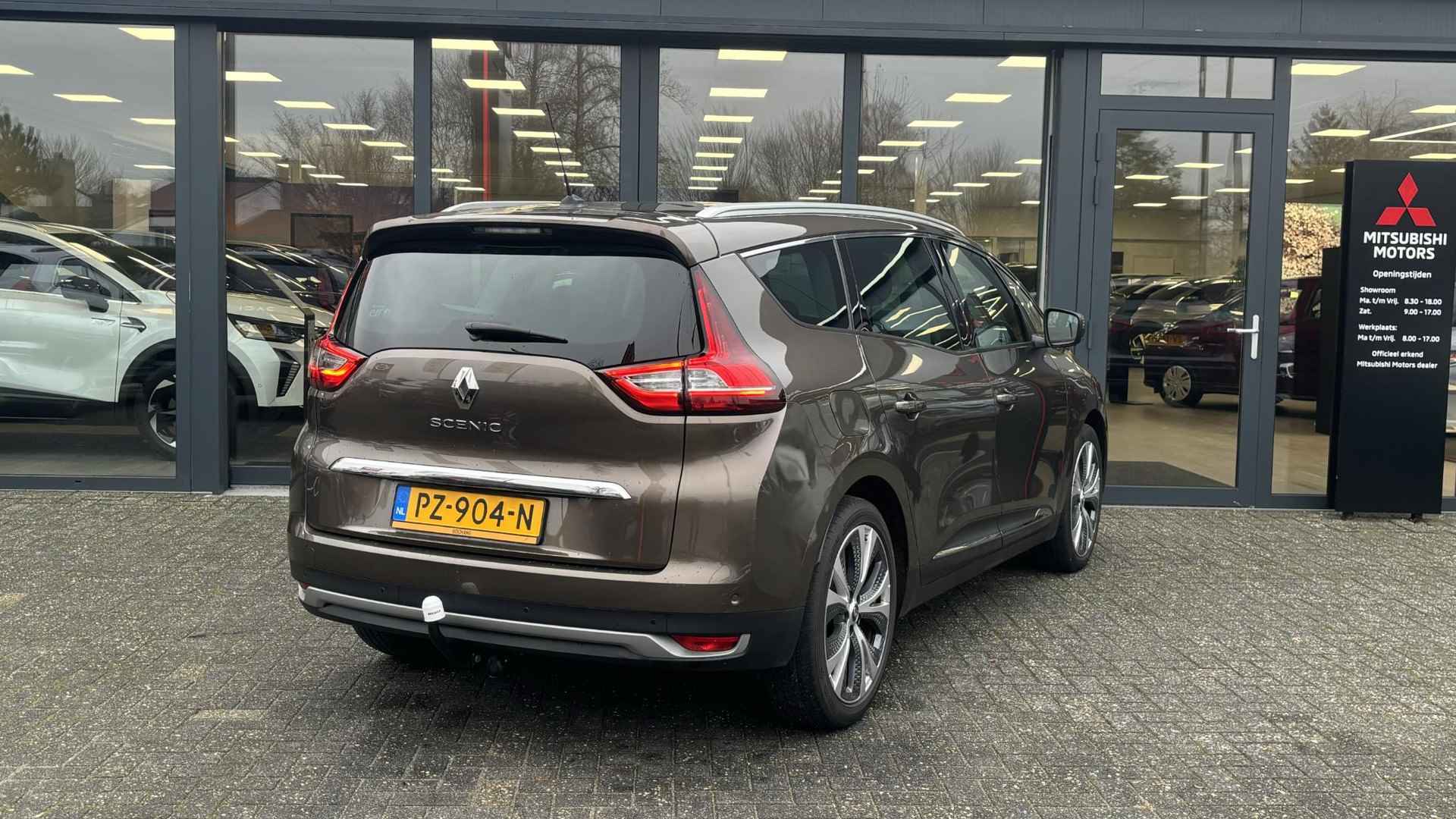 Renault Grand Scénic 1.2 TCe 130 Intens | 7-Persoons | Achteruitrijcamera | Trekhaak - 3/29