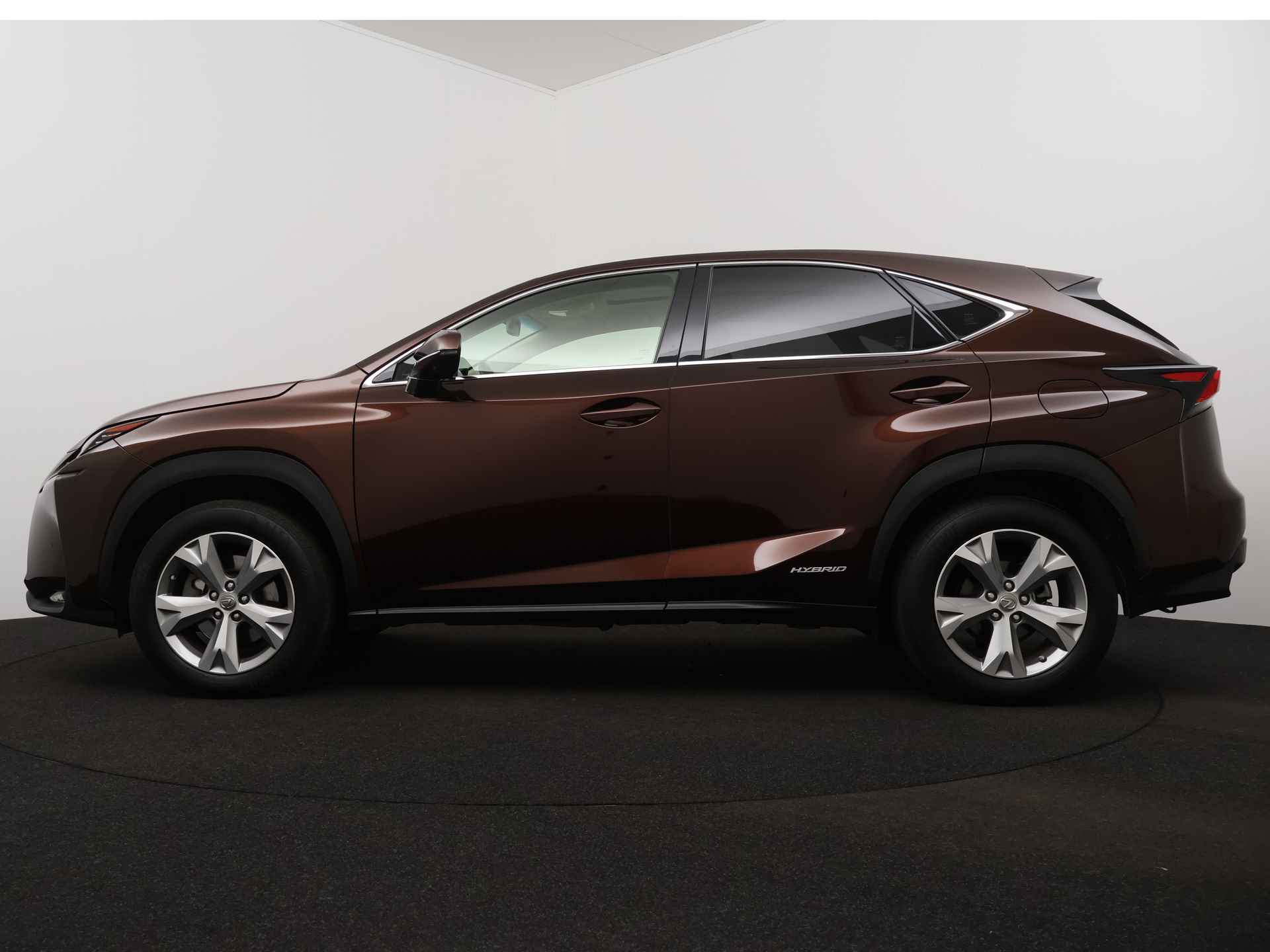 Lexus NX 300h AWD President Limited | Panoramadak | Adaptieve Cruise Control | Mark Levinson | Trekhaak | - 4/47